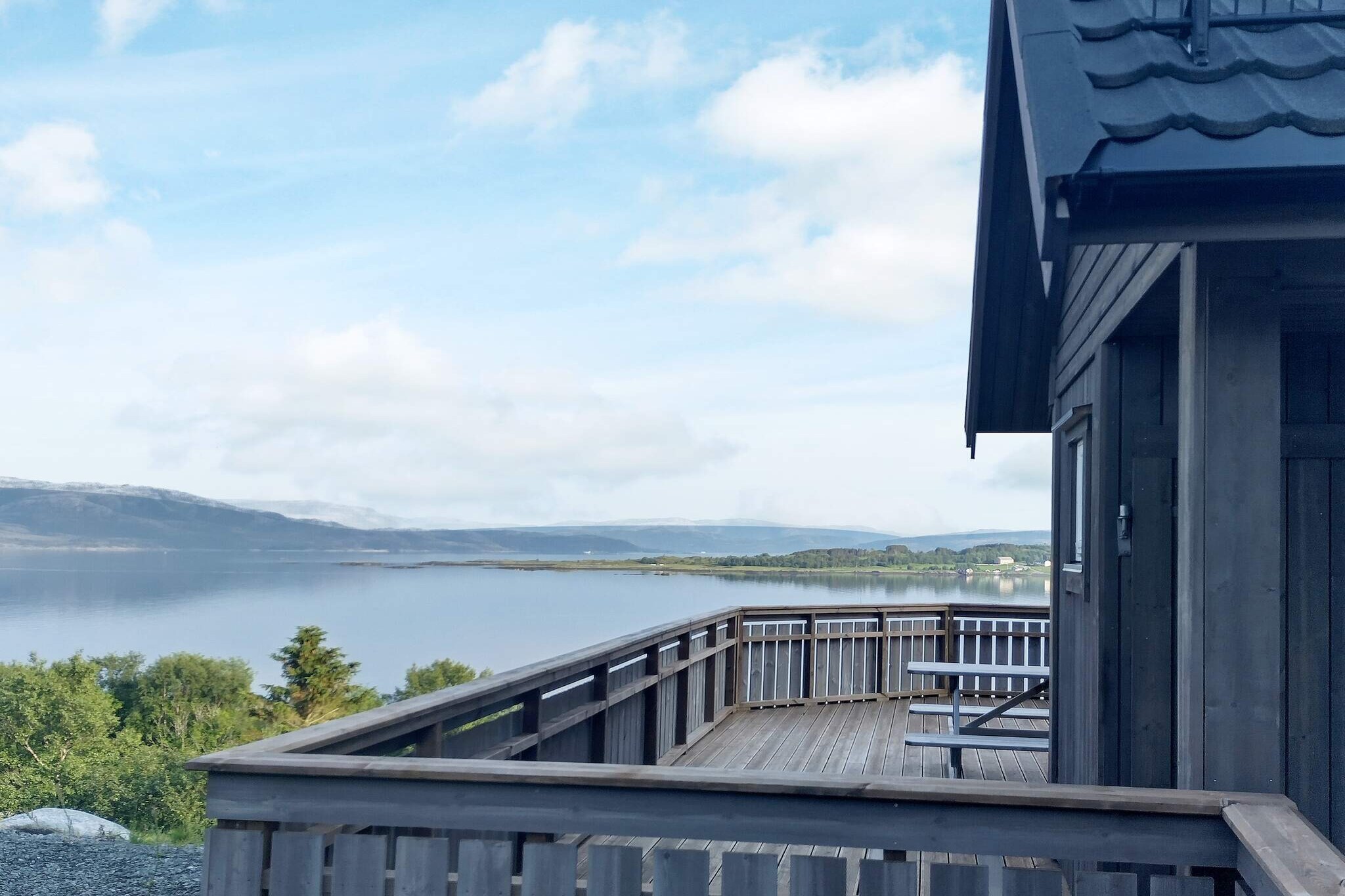 8 person holiday home in Leka-By Traum