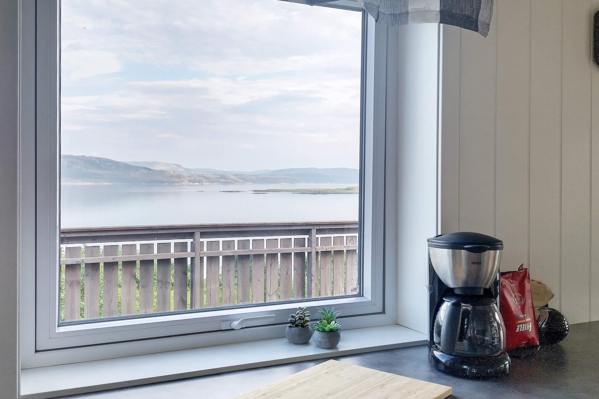 8 person holiday home in Leka-By Traum