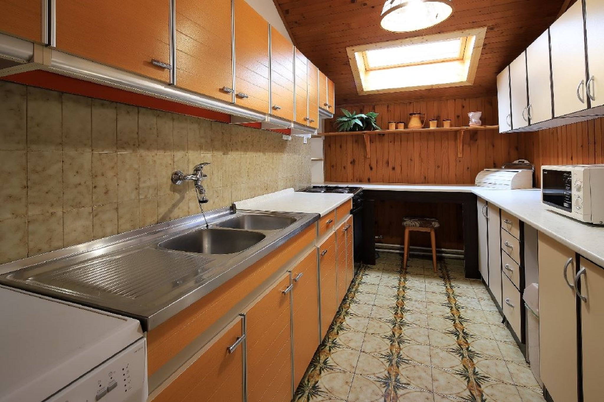 Inviting apartment in Tribalj with garden