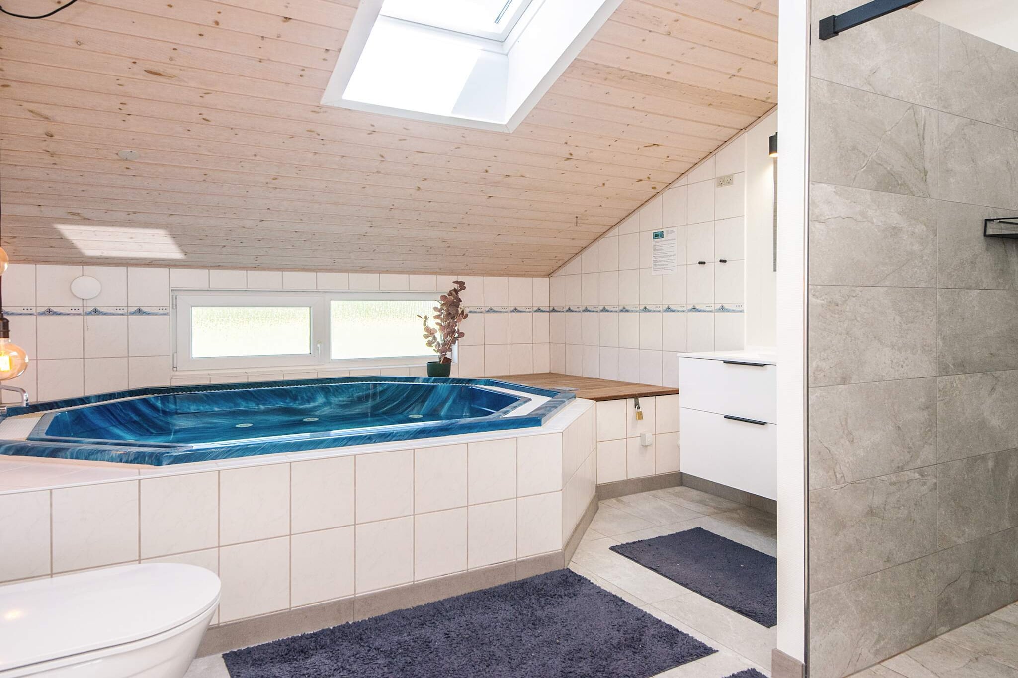8 person holiday home in Tarm - Spa