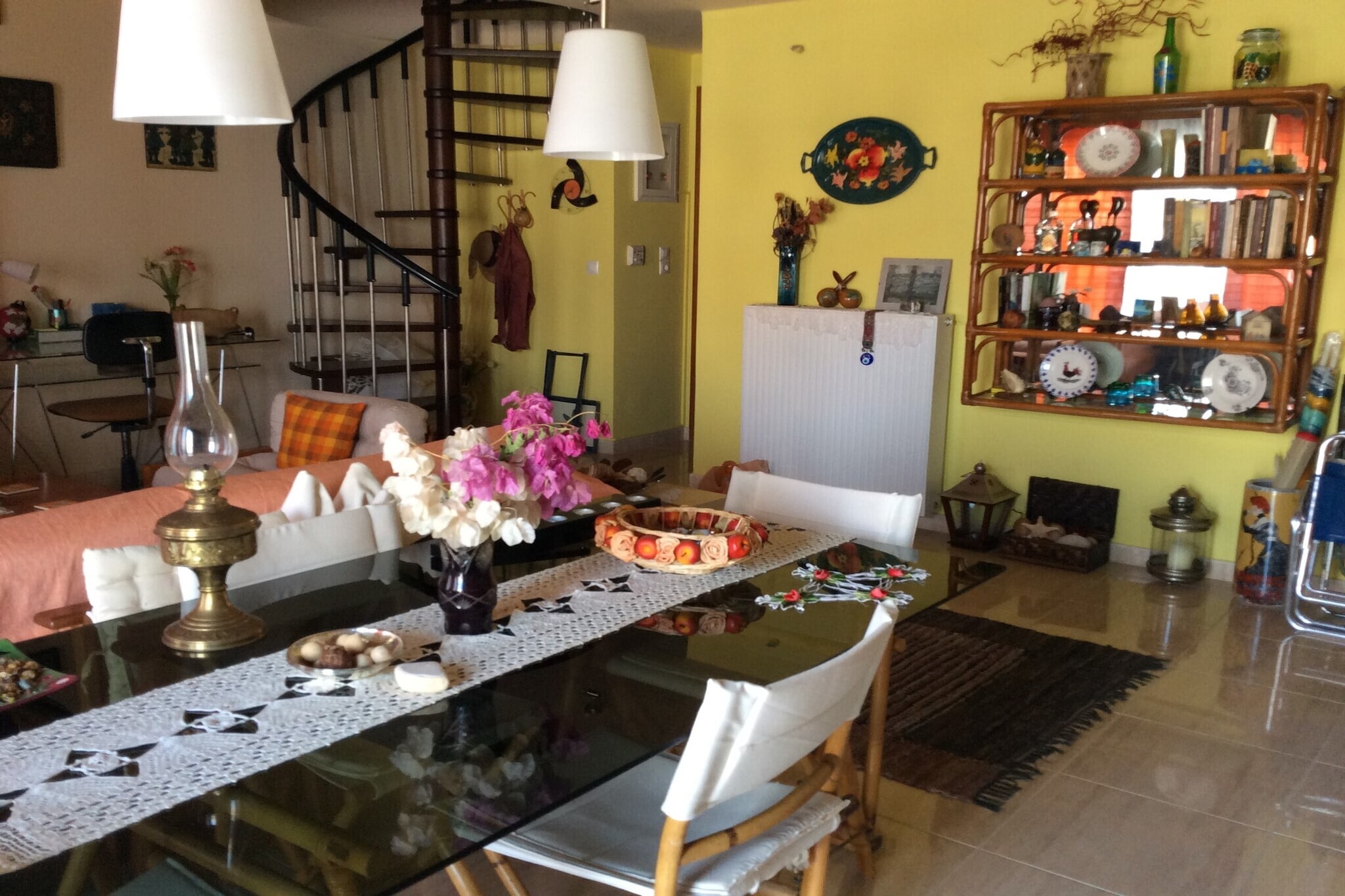 With elegant and sophisticated interiors, this 2-bedroom Holiday Home in Likoporia offers a luxurious holiday. The Holiday Home is ideal for a family or a group of null friends.
The kitchen is well-equipped to prepare meals that suit the taste of the guests. You can buy the general supplies from the supermarket a short stroll away.
Gorge on the delicacies from the restaurants in the vicinity. Also, there are many other tourist attractions worth visiting.
The bedroom of the attic has a window on the ceiling. The area has many restaurants with Greek Mediterranean cuisine, as well as very good wine at low prices, as well as beach bars.
This country house is offered to do escapes to significant archaeological sites and places, such as Ancient Olympia (and Museum), Castle of Methoni, Koroni Castle, Temple of Apollo Epicurius, Mega Cave of Kalavryta, the attraction of Odontotos rack railway of Diakofto.
It is ideal for very interesting excursions to archaeological sites, attractions, lakes, beaches and mountain villages.
Note: Access to the house directly from Eleftherios Venizeloss airport in Athens to Lykoporia by suburban