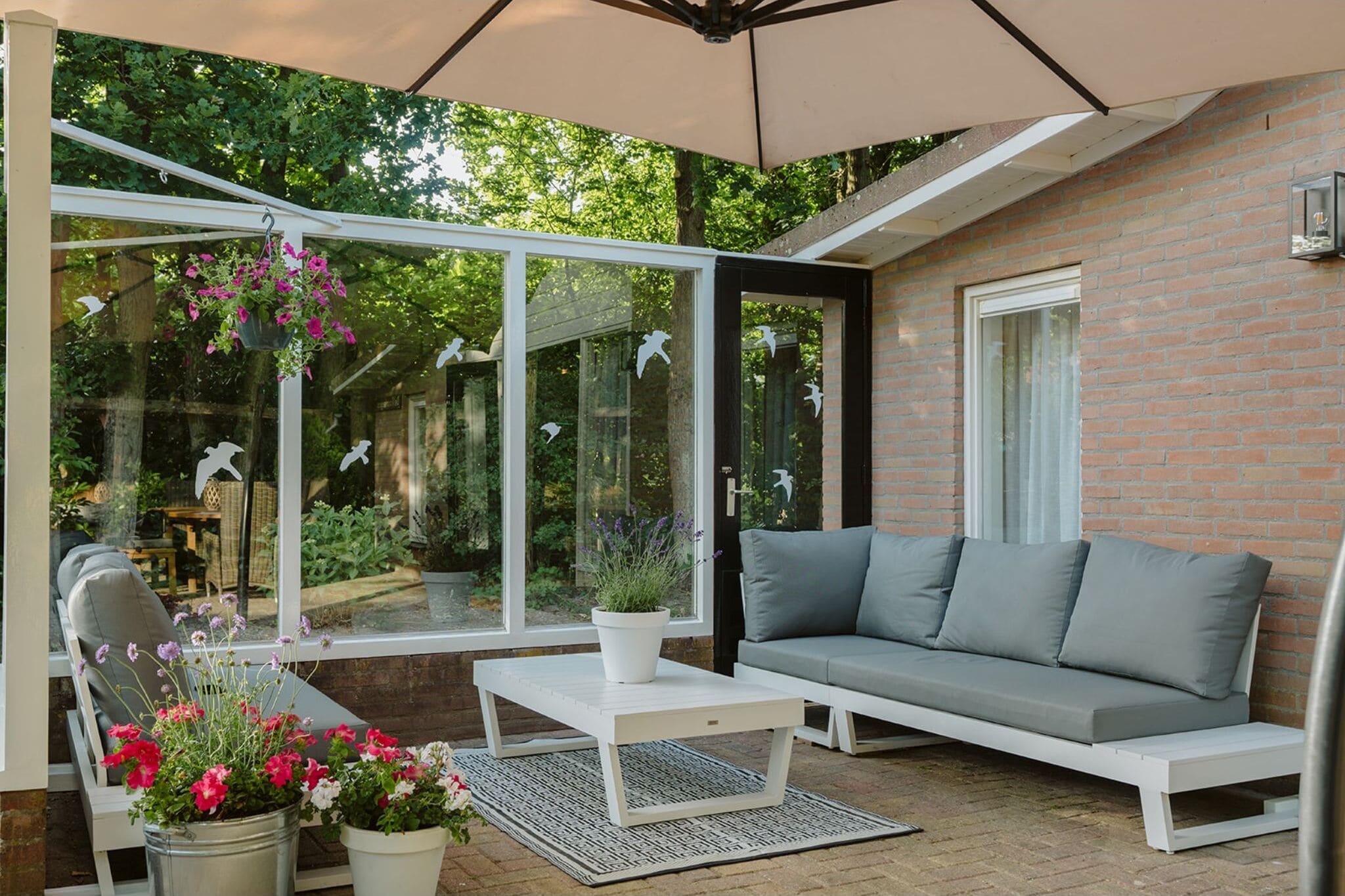 Attractive Bungalow in Ouddorp with Garden