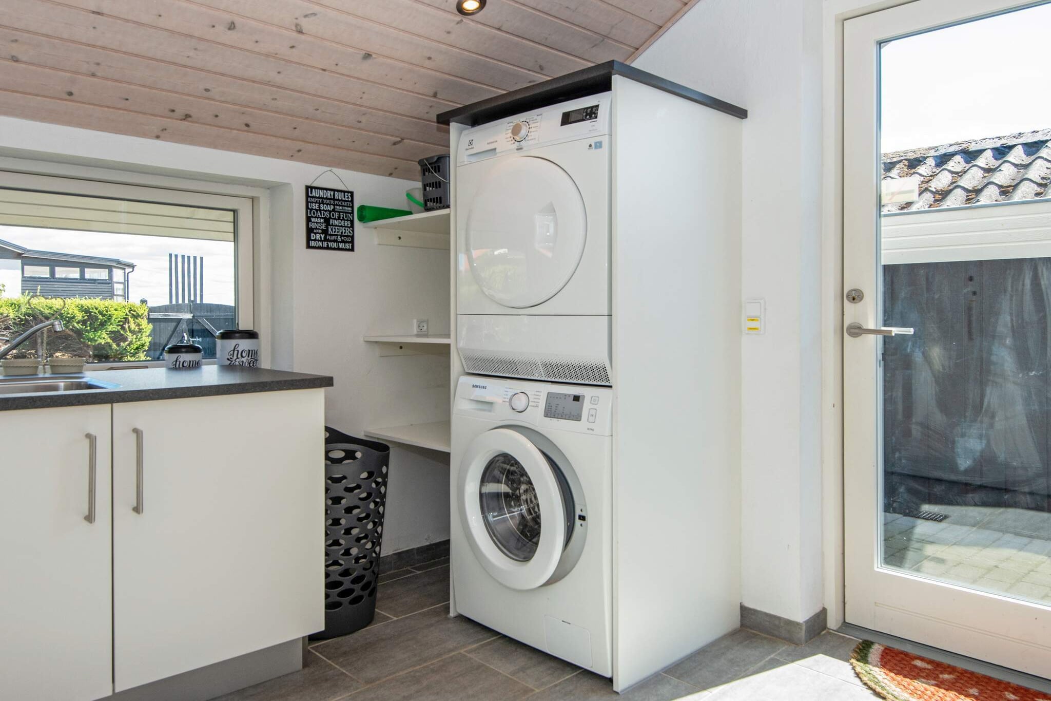 Luxe vakantiehuis met 7 gastenverblijven in Hejls - Binnen
