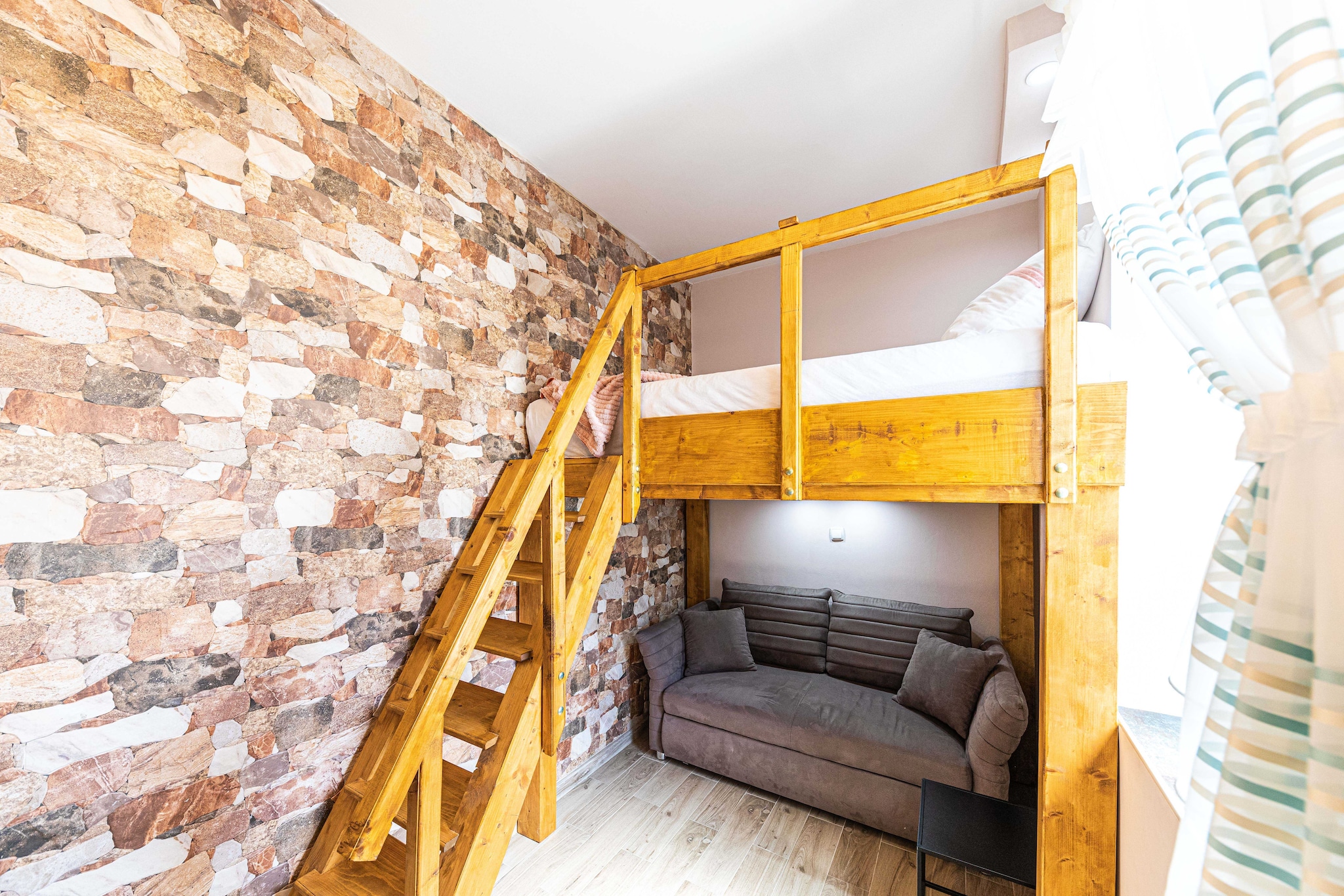 Apartments Keka - One Bedroom Apartment-Chambre