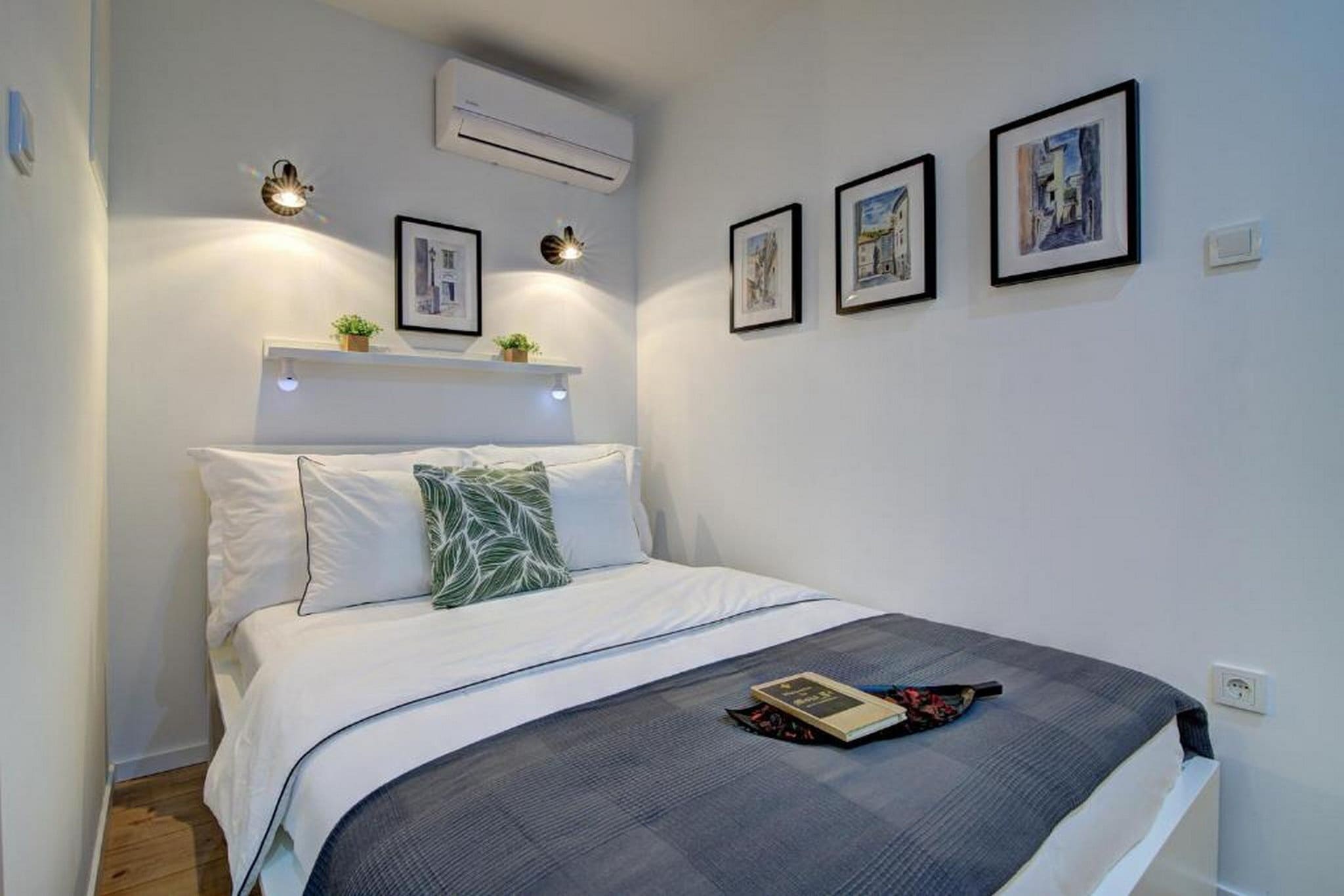 History House Moja Ti 1830 is situated in  a center of Senj -town on the upper Adriatic coast in Croatia, in the foothills of the Mala Kapela and Velebit mountains.  
Shared terrace with an outdoor furniture is at your disposal which makes this place ideal for a nice and relaxing family or friends vacation. 
Parking is available, reservation is required. 
Washing machine, clothes rack and dryer are available upon request. 
Luggage storage is possible prior to check in and after check out, so you can explore the city a little more before your departure.

This studio apartment is fitted with a large double bed, which makes this apartment perfect fit for two people. It features air-conditioning as well as LCD TV.  Kitchen is equipped with refrigerator, water kettle, microwave, vitro ceramics, kitchen utensil and toaster. The private bathroom comes with shower and toilet. Free toiletries, hair dryer as well as linens and towels are at your disposal. This apartment is on the second floor.

History House Moja Ti 1830 are located only  200 m away from the centar of Senj. The symbol and the main atraction of the town is the  Nehaj Fortress. If you enjoy exploring nature visit mountain Velebit, located only 30 km away.Å kver beach is only  200m away from the property. Restaurants, bars, caffes and supermarket are located within 50 m away from the property.

The closest airport is in Rijeka, only 58 km away.  Bus station is only 600 m away from the property.