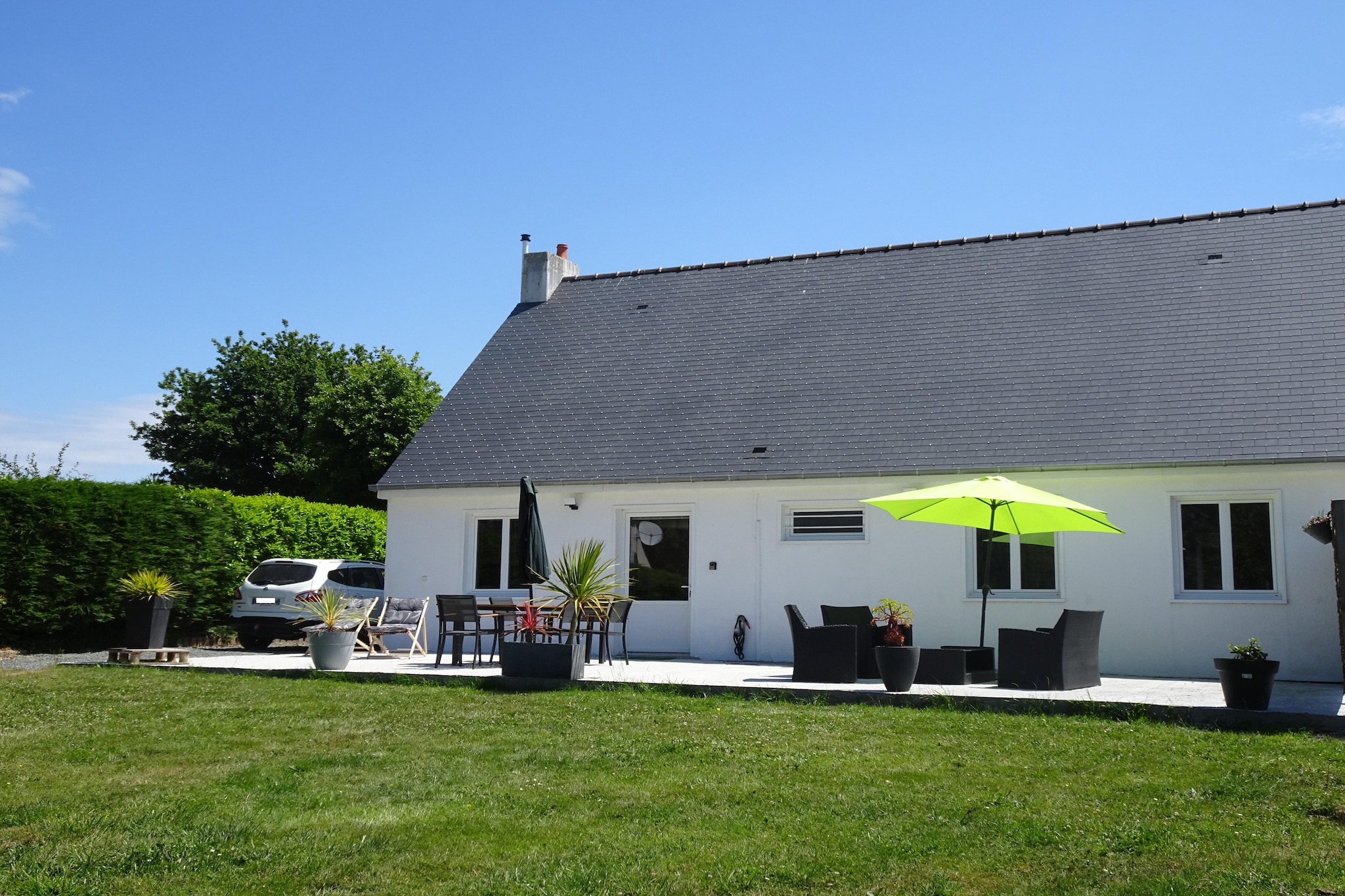 Exterior Summer