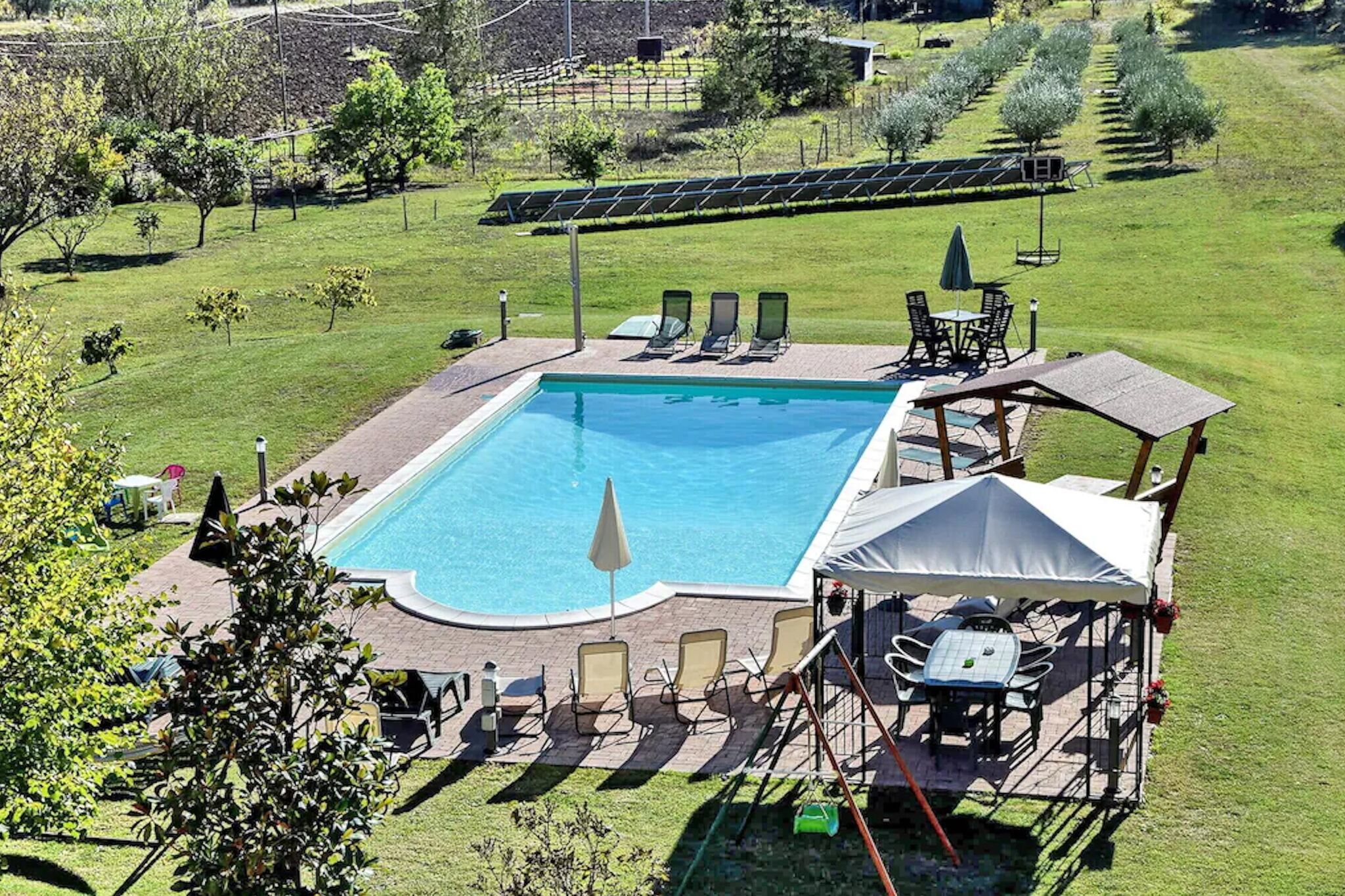 Rustikales Ferienhaus in Assisi mit Swimmingpool