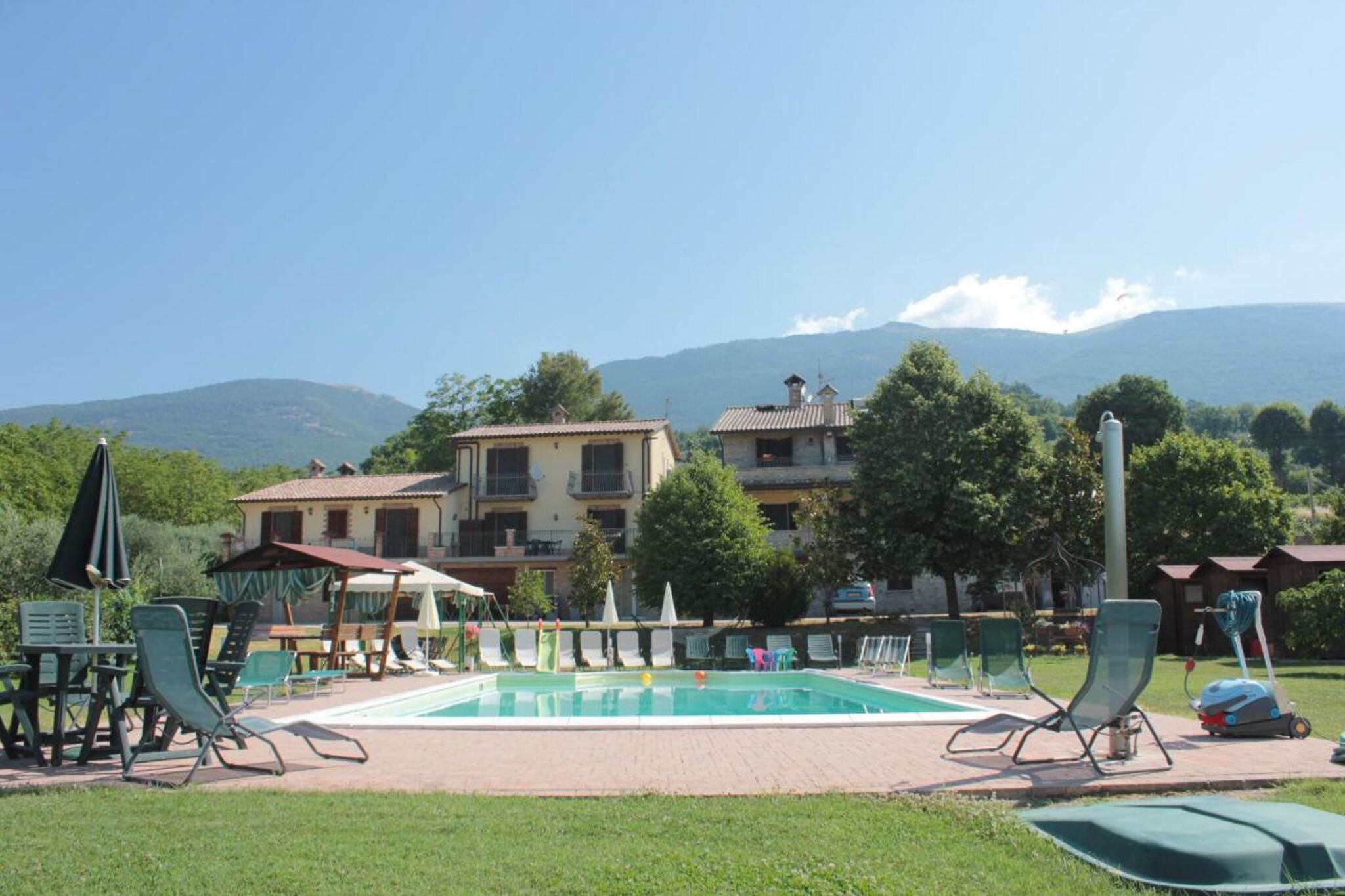 Sfeervol vakantiehuis in Assisi met zwembad