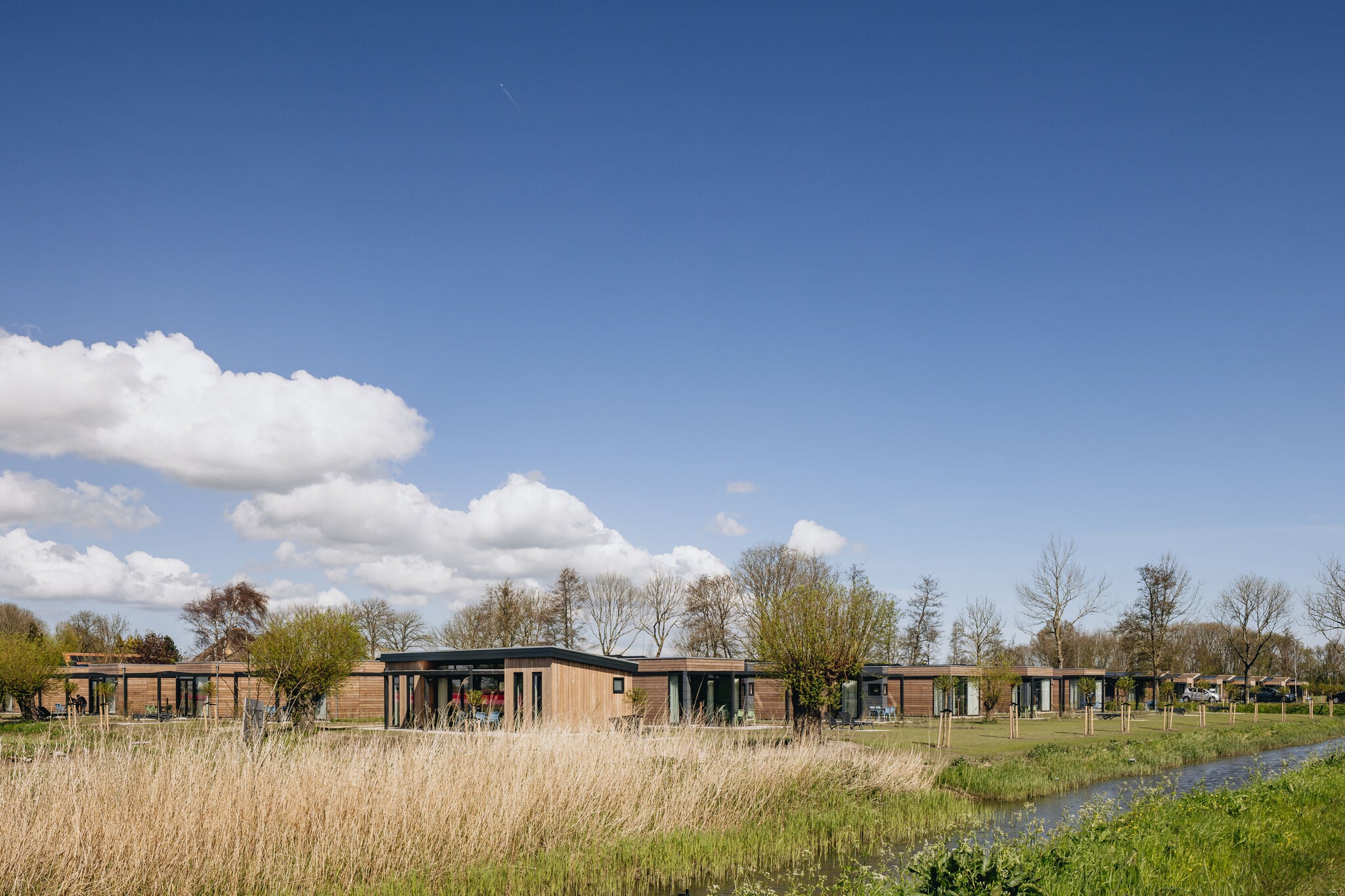 Luxurious lodge with two bathrooms, Markermeer