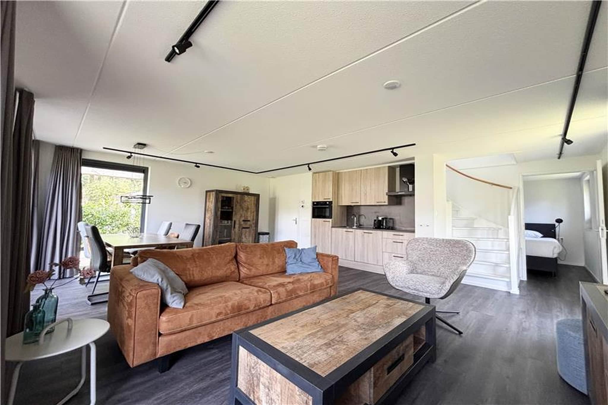 Hart van Ruighenrode - H552 - Living room