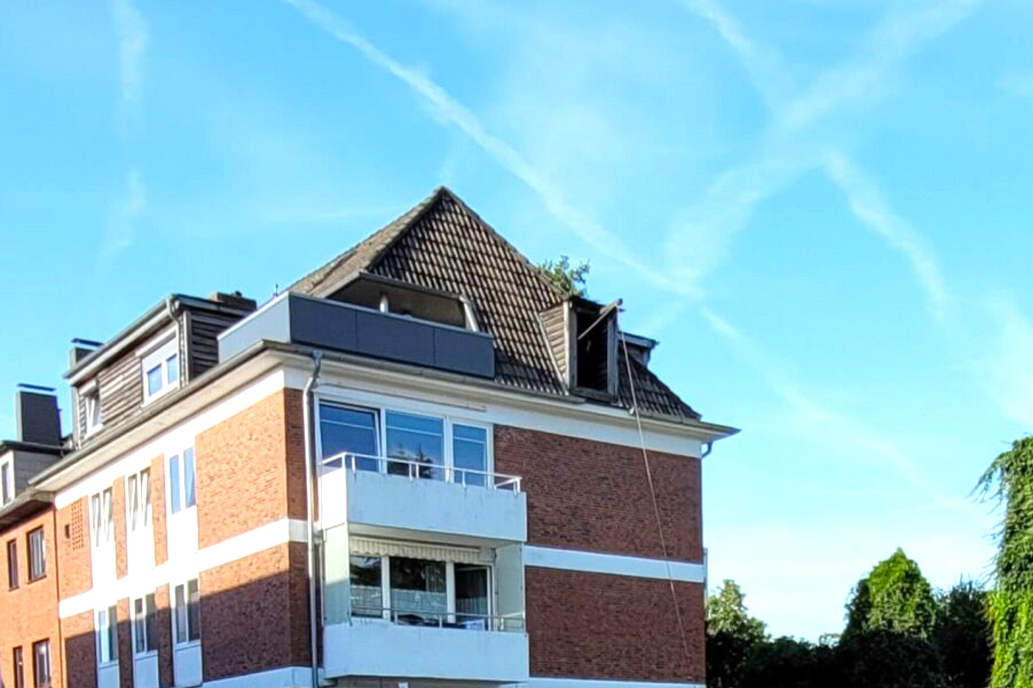 On the 2nd floor: (Living room(double sofa bed, TV, dining table, seating area, party games), Kitchen(dining table, hob, electric kettle, toaster, coffee machine, oven, microwave, dishwasher, fridge-freezer, washing machine), bedroom(double king size bed, TV, seating area), bathroom(bathtub with shower, washbasin, toilet, hairdryer), Landing, storage(ironing board, iron))\n\ngarage, dining table, balcony, parking