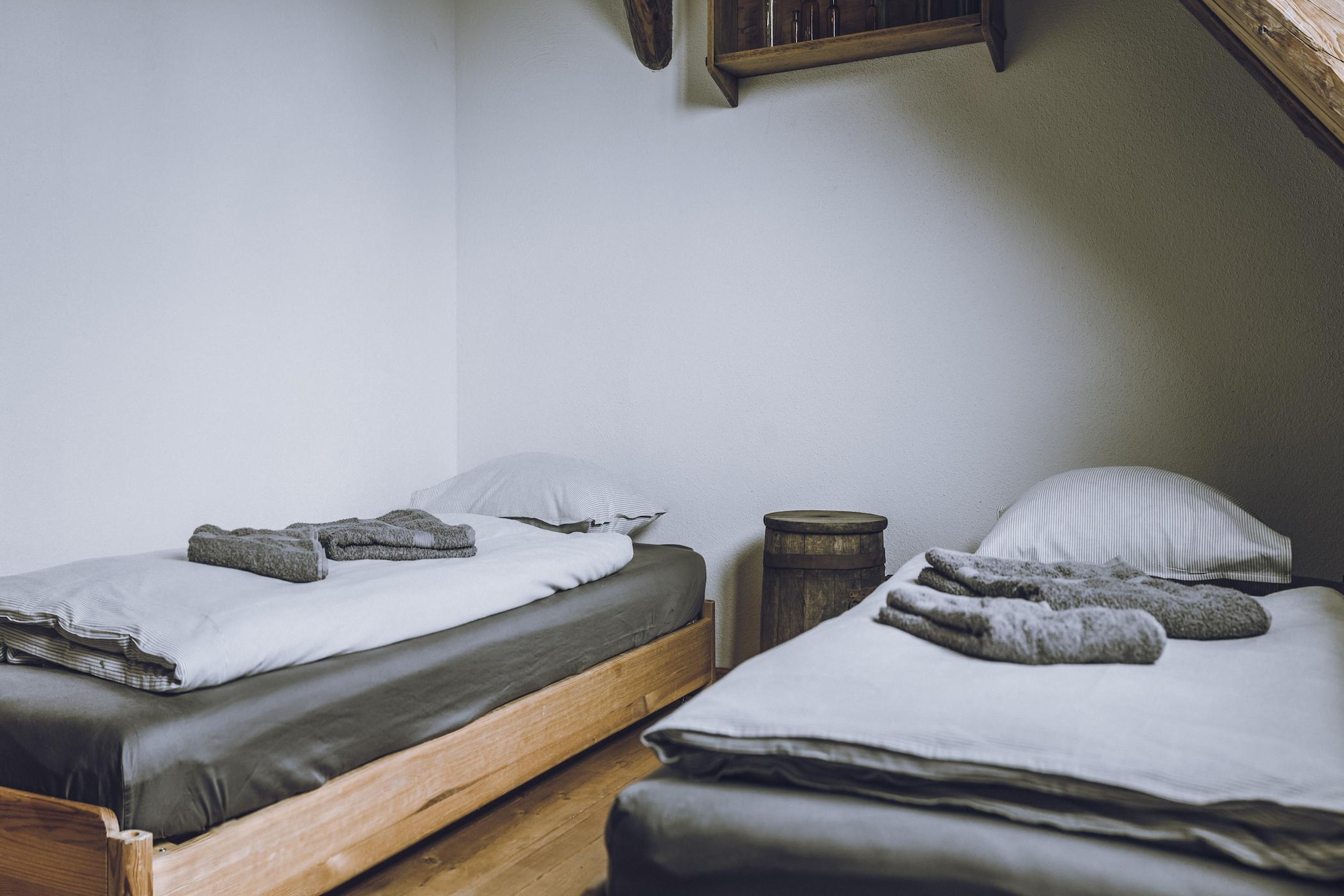 Dom Sokolik- Walnut Apartment - Bedroom