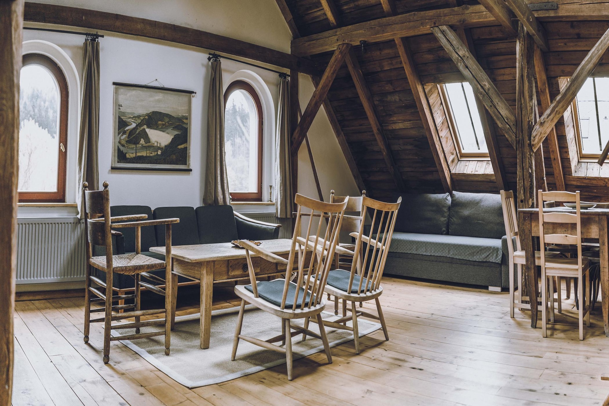 Dom Sokolik- Walnut Apartment - Dining room
