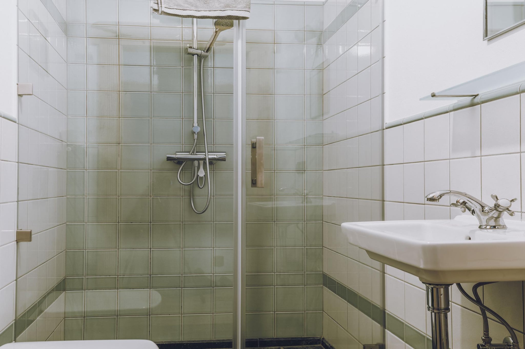 Dom Sokolik- Plum Studio - Bathroom