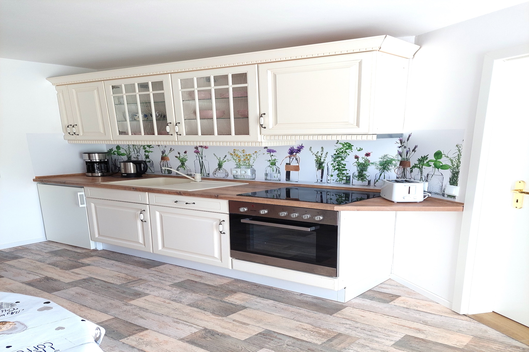 Ground floor: (Kitchen(electric kettle, coffee machine, oven, fridge-freezer), Living/bed room(double bed or 2 single beds, TV, seating area), bathroom(shower, washbasin, toilet))\n\ngrill, terrace, garden, parking