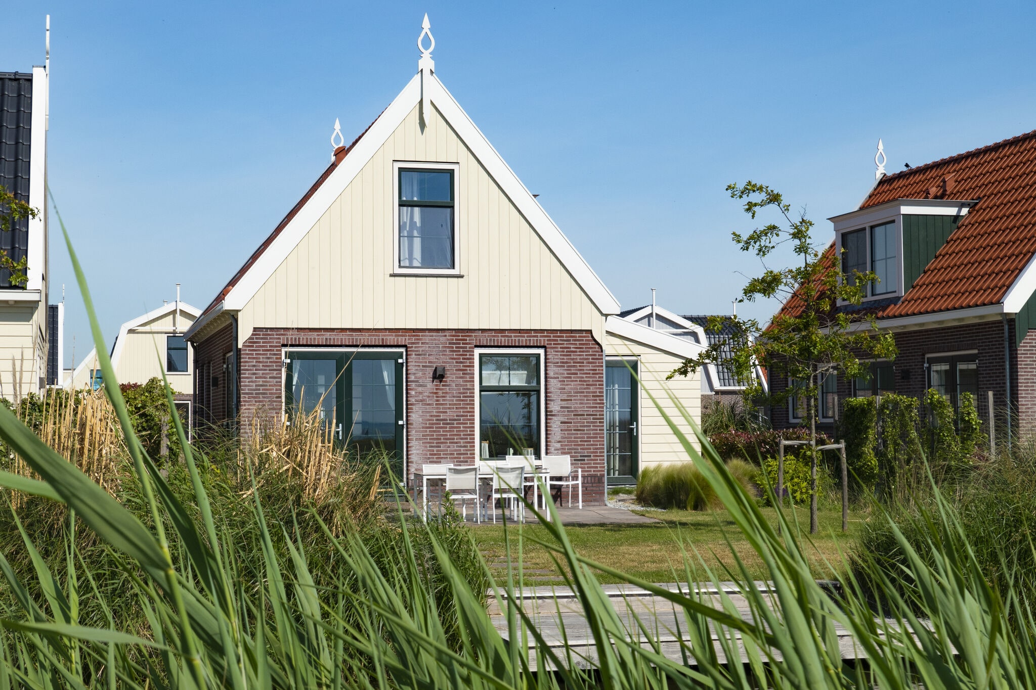 Holiday home with sauna, near the Markermeer