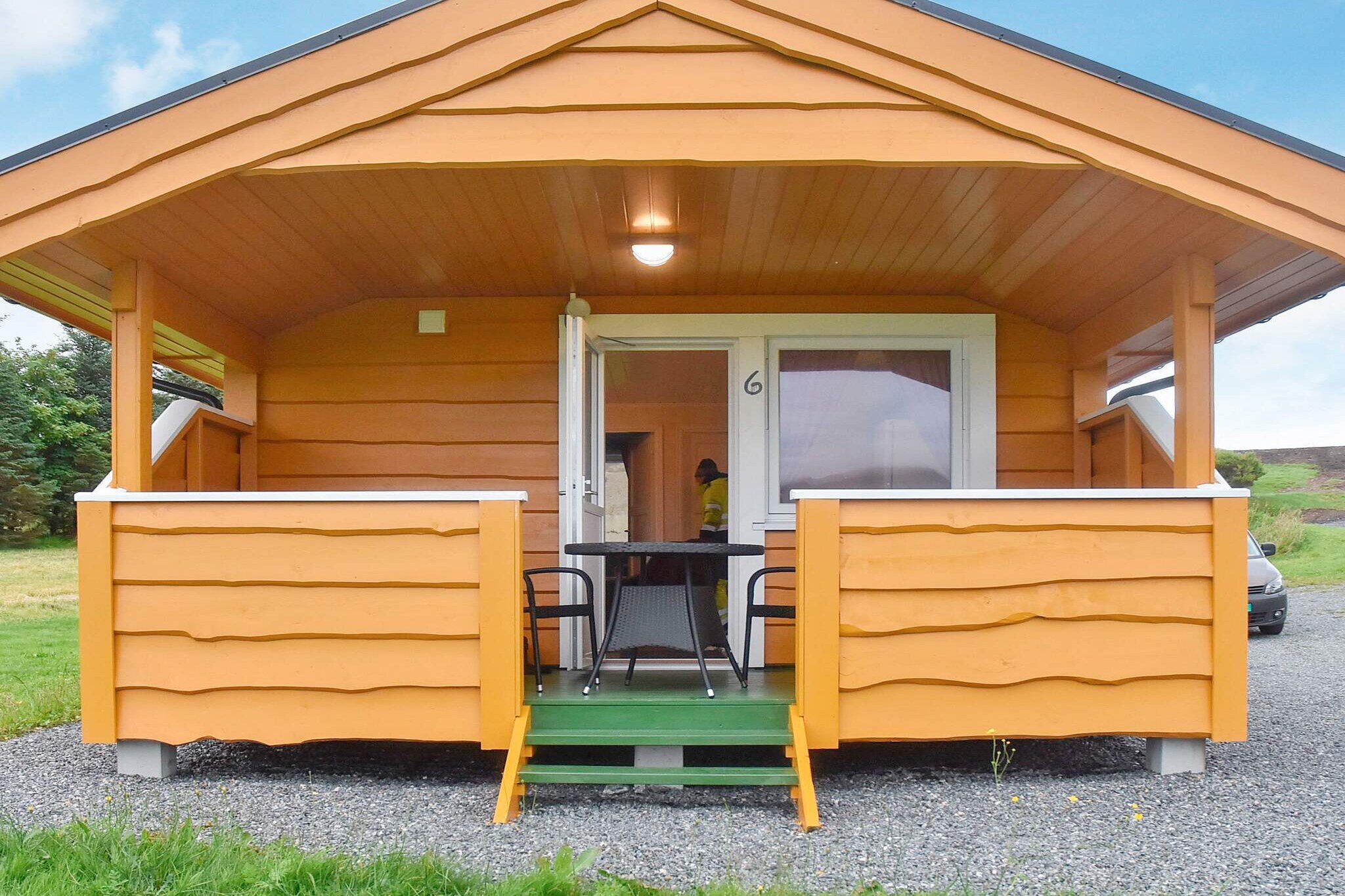 Cozy holiday cottage with a great view of the archipelago and a short distance to the fishing grounds. Electricity and final cleaning are included. Astra1 for German and European TV channels, Norwegian TV channels via RiksTV. Folding single beds. Access to tumble dryer, 50 metres. Shared playground. Langgrunn bathing beach and rock: 1.5 km. 4.5 km to Falkhytten with most service offers. Many marked hiking trails, suitable for bicycle tours. Entry of cod in February-April. Covered filleting area for fish with light and water. Distance to the boats: 250 m. Boats for rent: • 3 x 16 feet Otaplast, 15 HP 4-stroke engine Yamaha /Tohatsu. Boats for rent with rod holders, GPS/sonar/chart plotter: • 1x 21 ft Kvernø 630, 80 HP Yamaha 4-stroke engine • 1x 17ft Silver Viking, 50HP Honda 4-stroke engine • 2 x 25ft Master 740, 55HP Yanmar diesel • 5 x 21 feet Øien 620F, 50 HP Mercury NB: Please book the boat at the same time as booking the holiday home. Boat, kayak and linen can be paid for by credit card upon arrival.