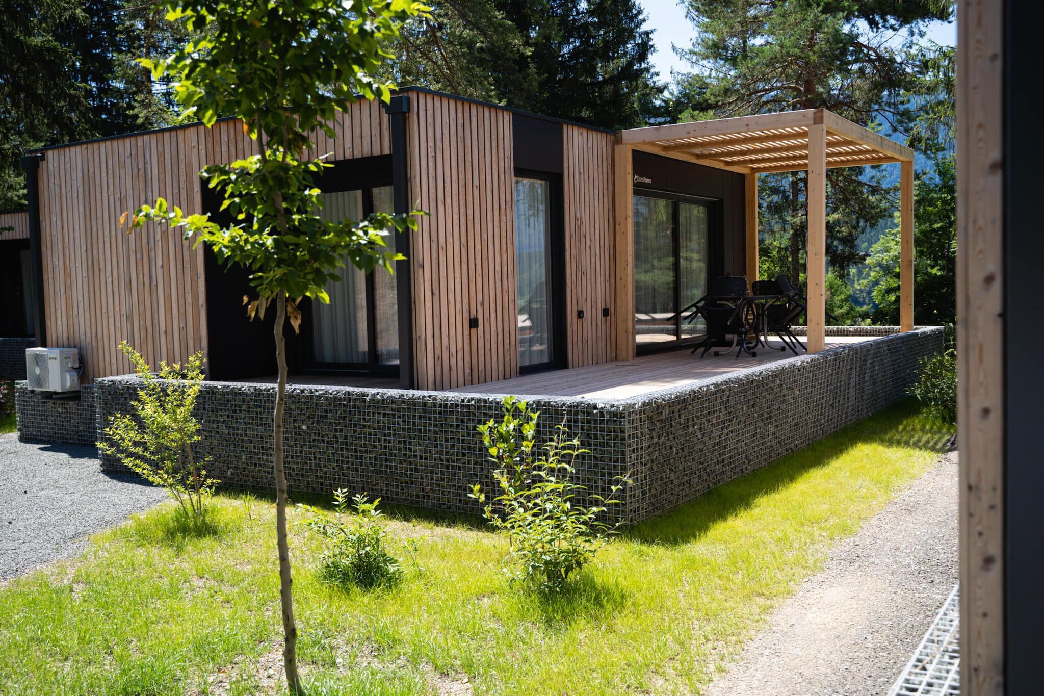 Exterior Summer