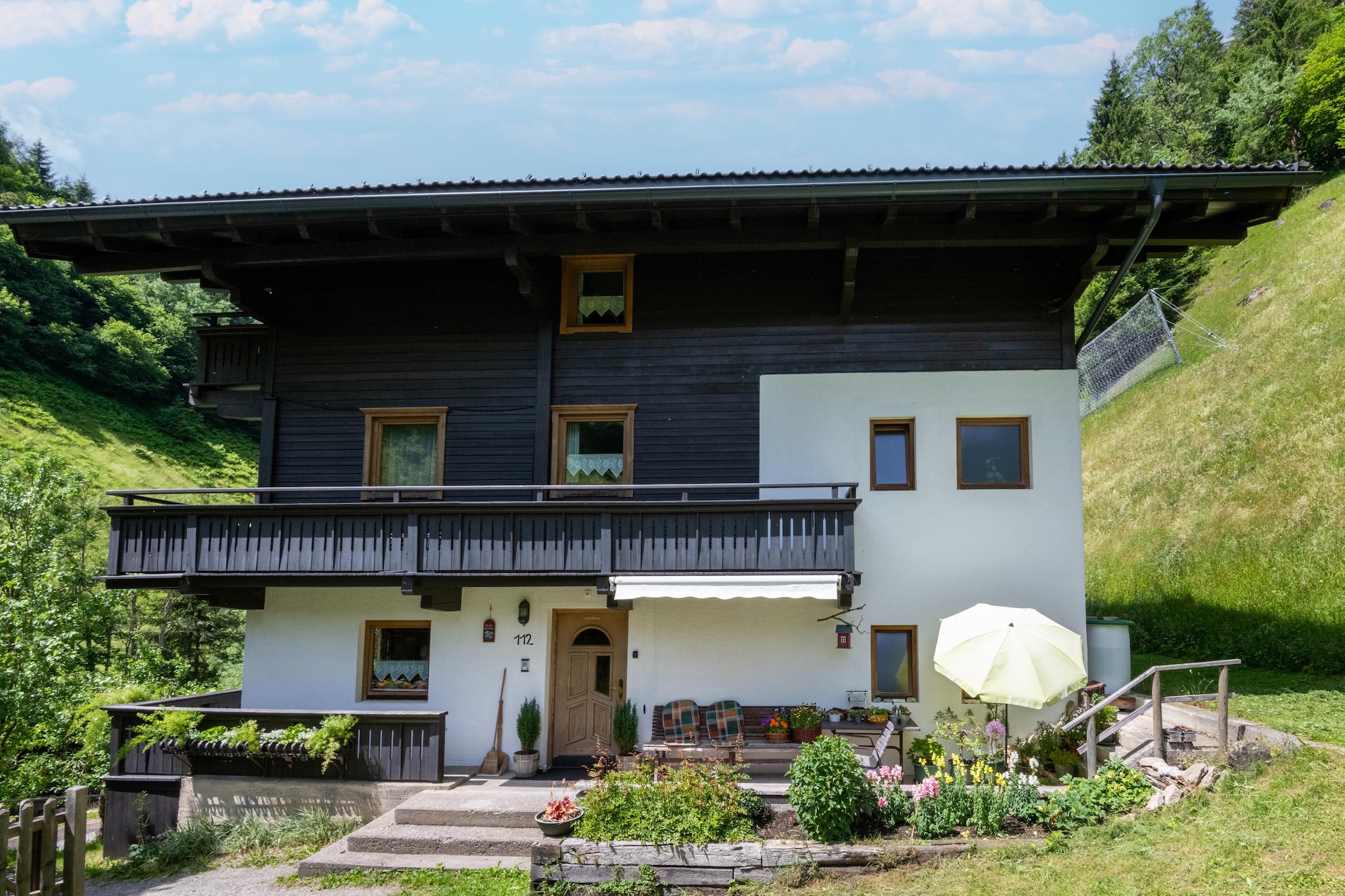 Exterior Summer