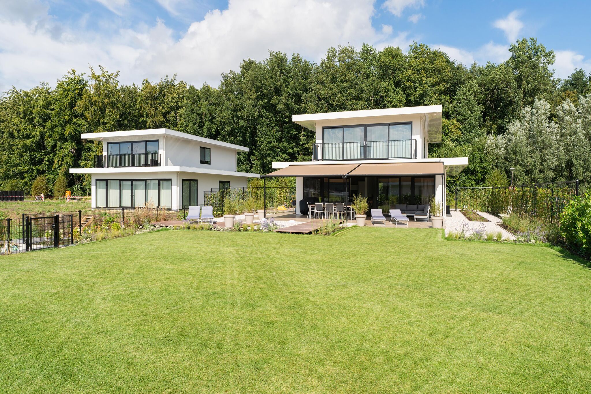 Villa sur l'eau de luxe à Harderwold avec jetée