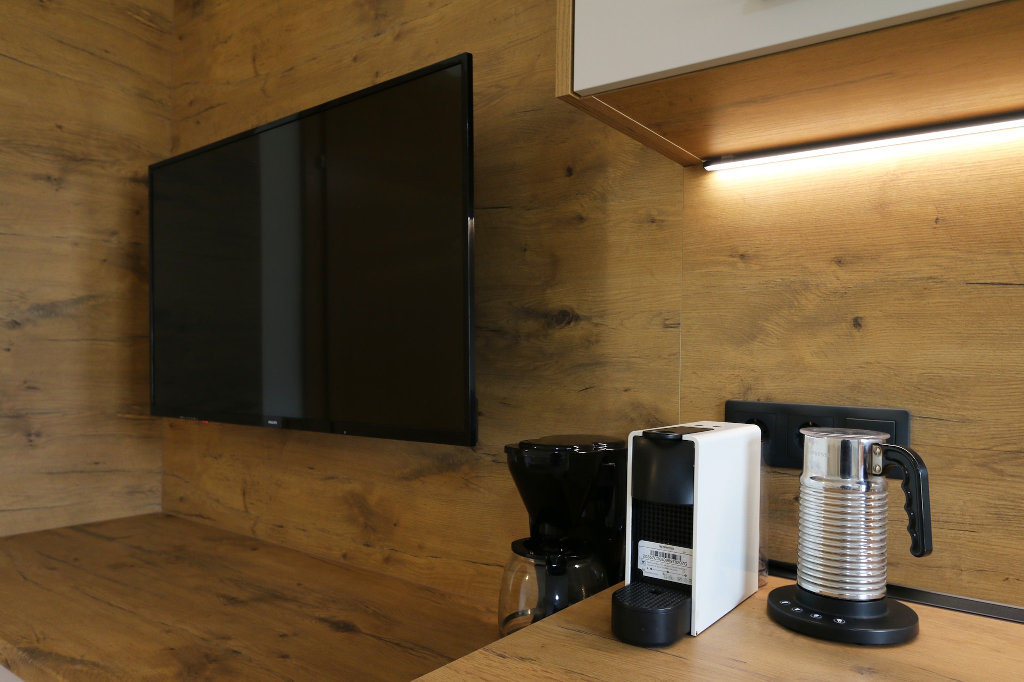 Apartment 15