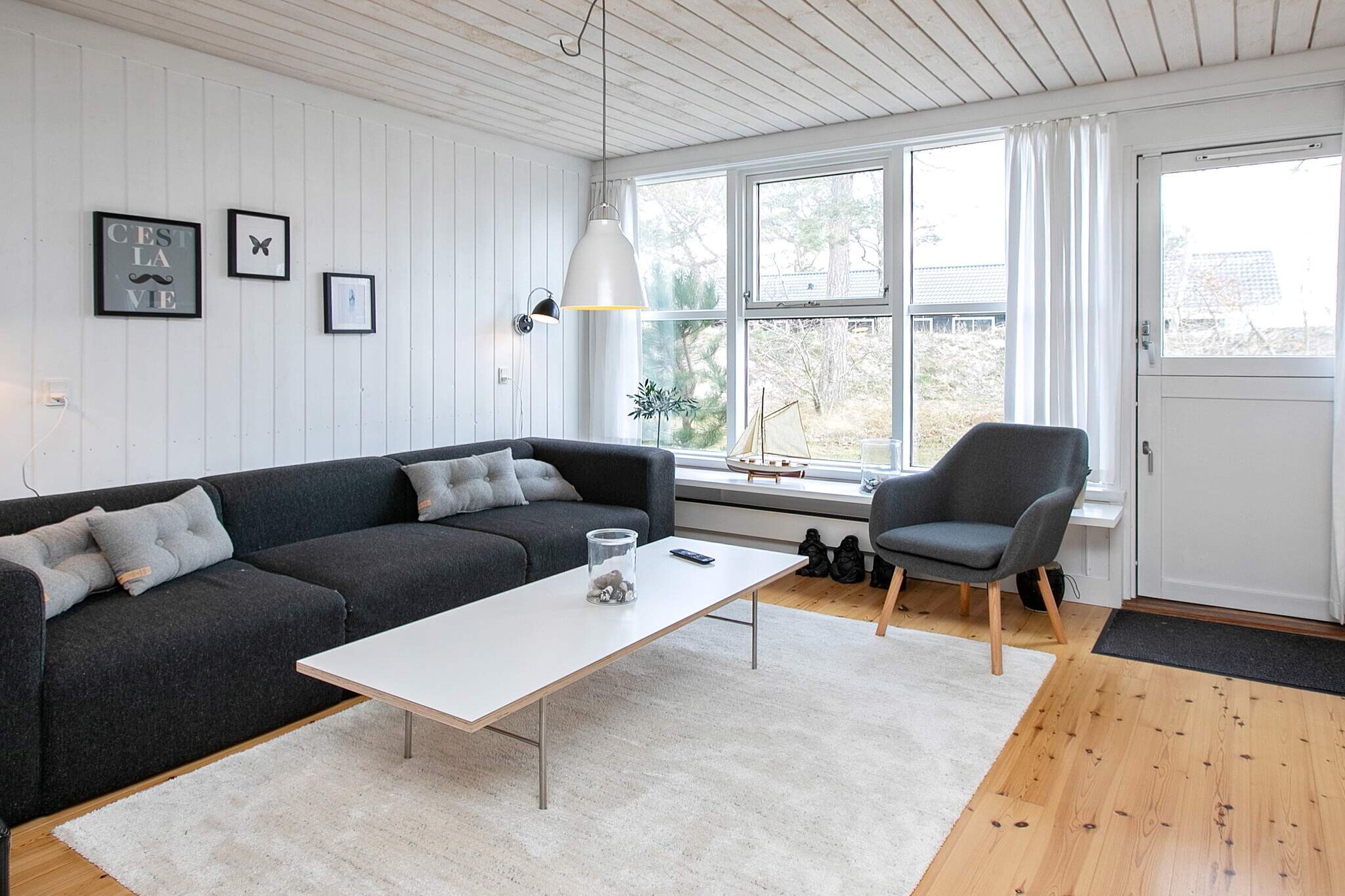 3 room,renovated - Indoor