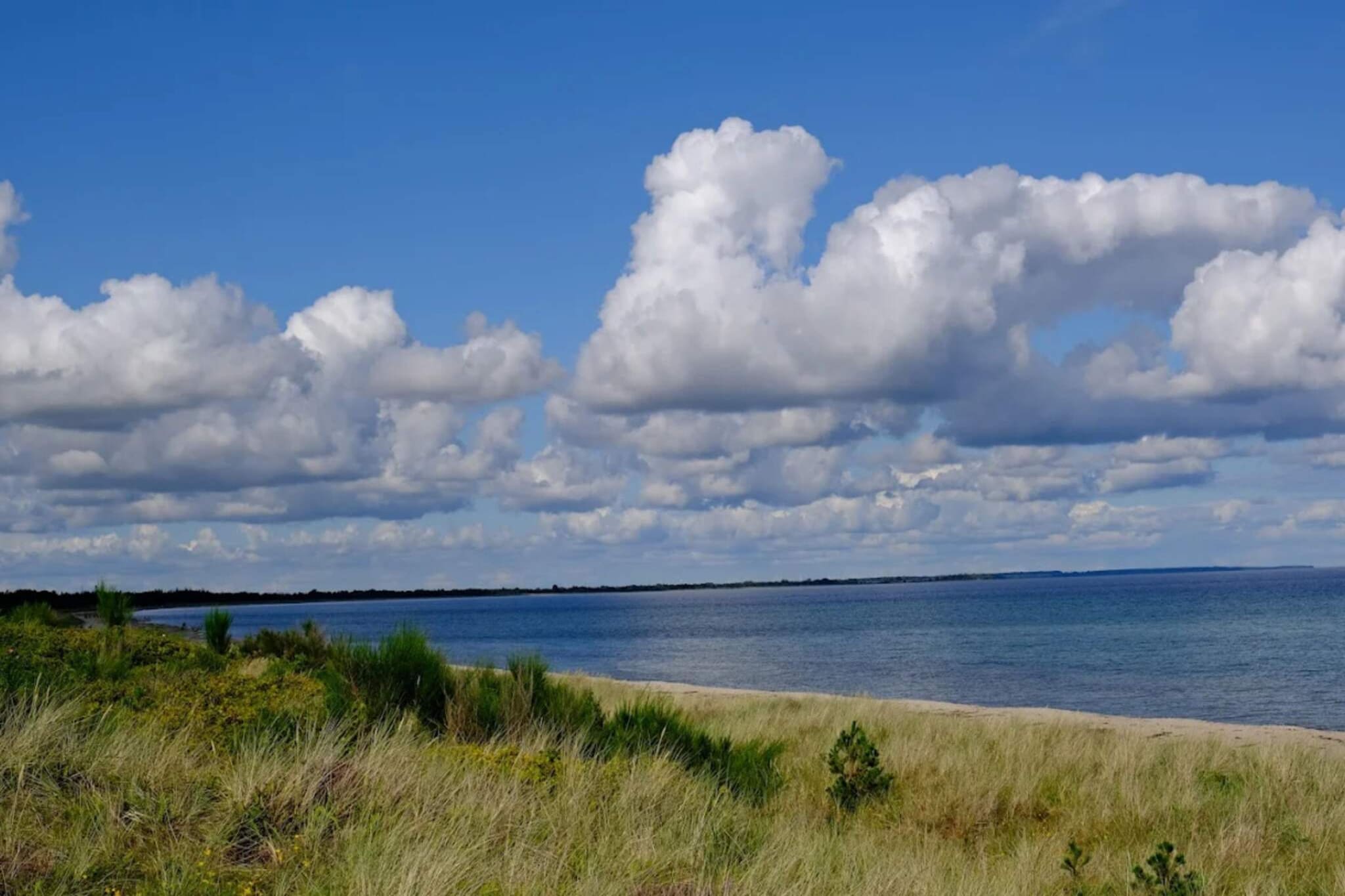 3 room,close to the sea/dike,renovate-Waterzicht