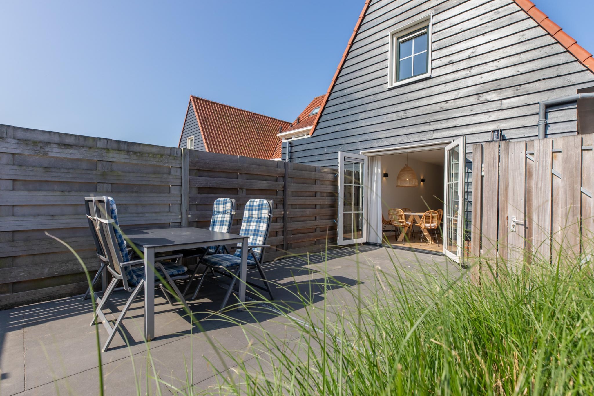 Brouwersbuurt 23a  Domburg-Tuinen zomer