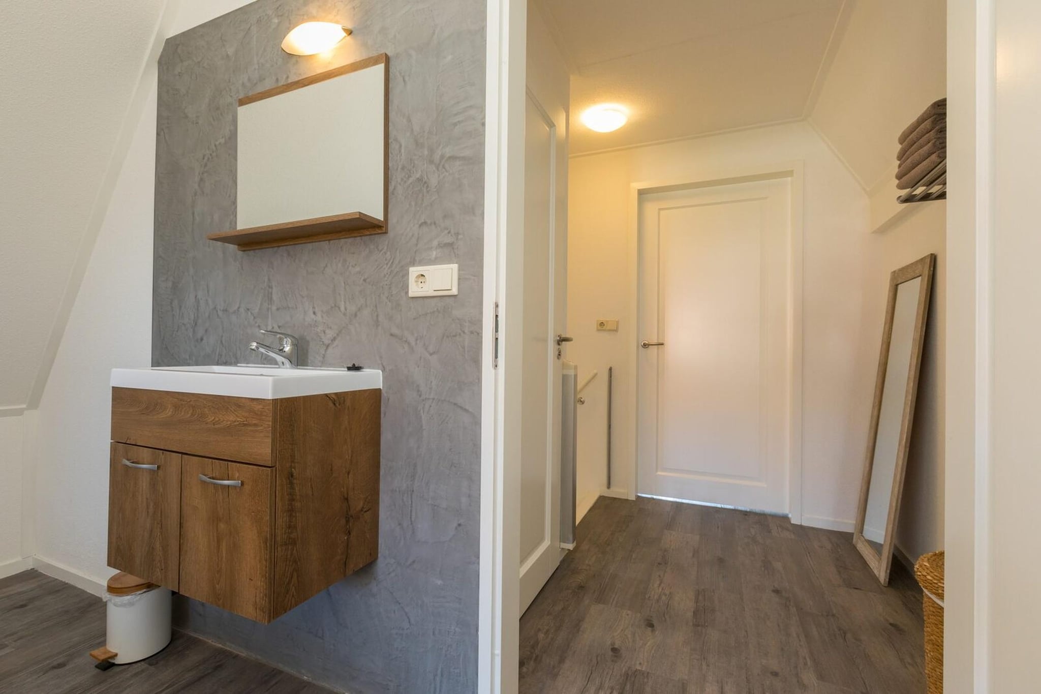 Brouwersbuurt 23a  Domburg - Badkamer