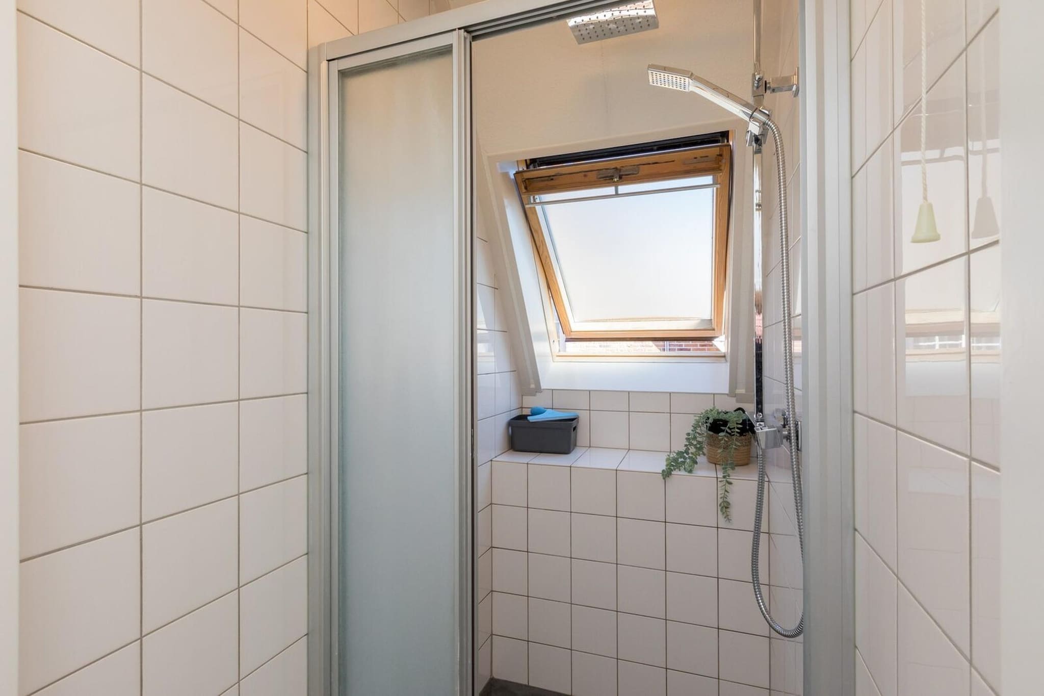 Brouwersbuurt 23a  Domburg - Badkamer