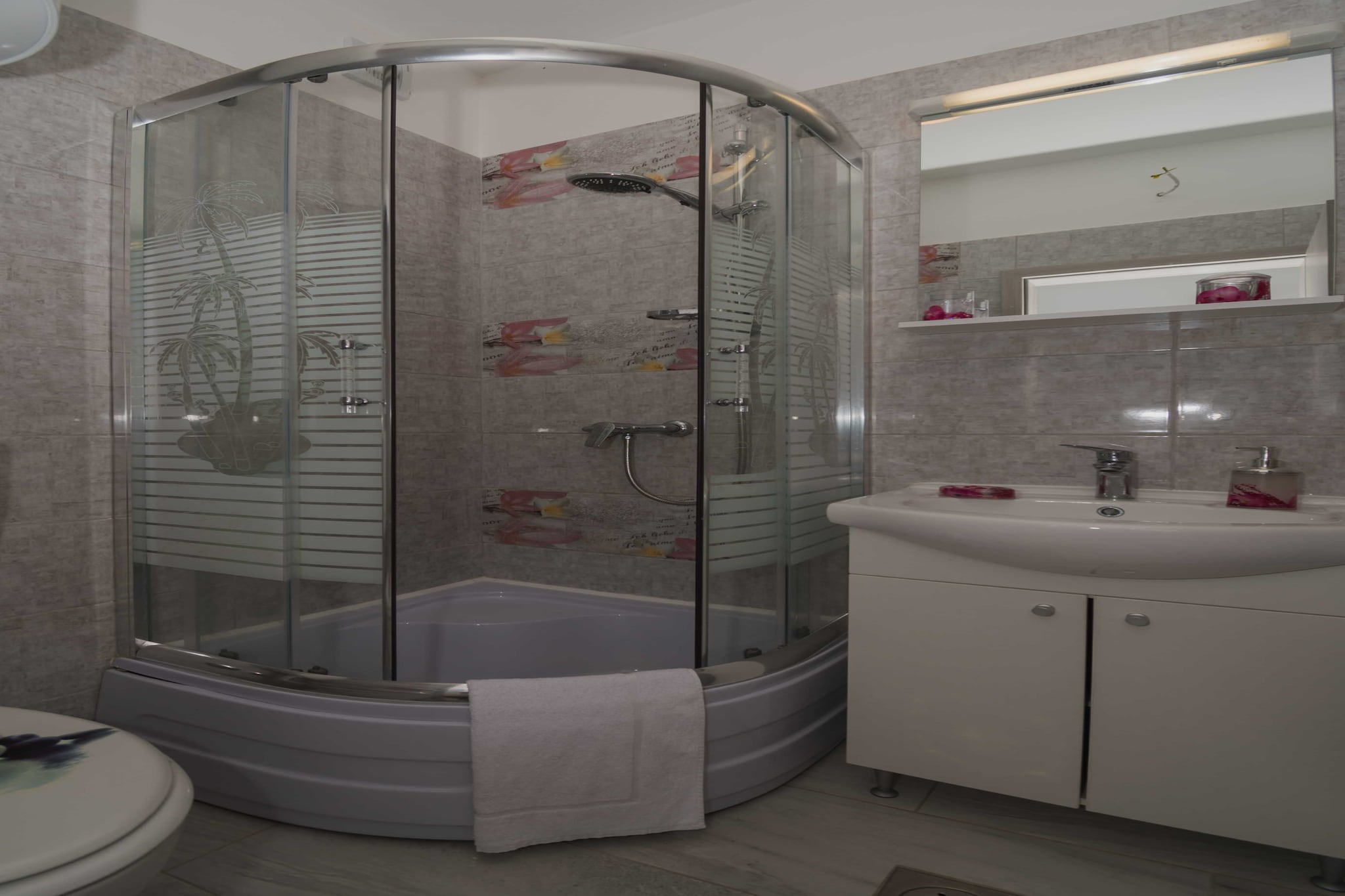 Apartment Lavanda - Four Bedroom Apartment with Hot tub and Terrace-Badkamer