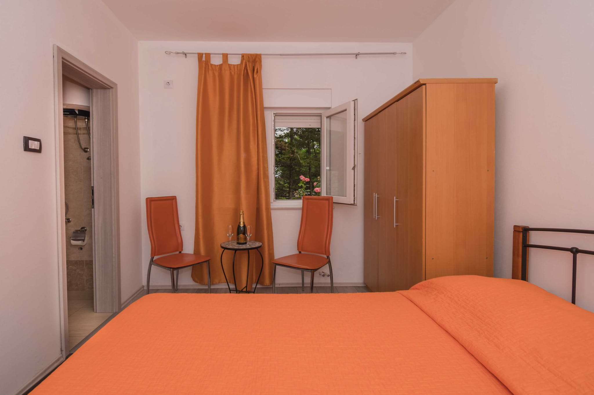 Apartment Lavanda - Four Bedroom Apartment with Hot tub and Terrace-Slaapkamer