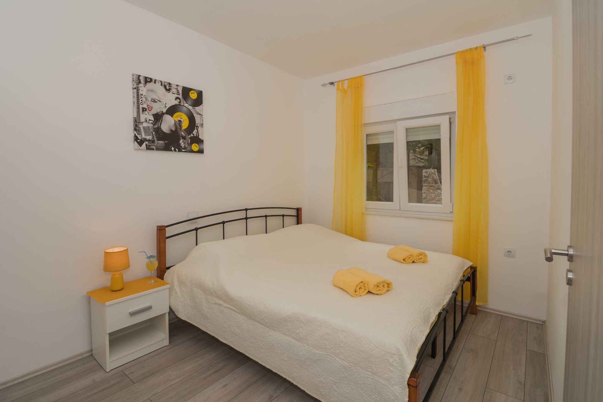 Apartment Lavanda - Four Bedroom Apartment with Hot tub and Terrace-Slaapkamer