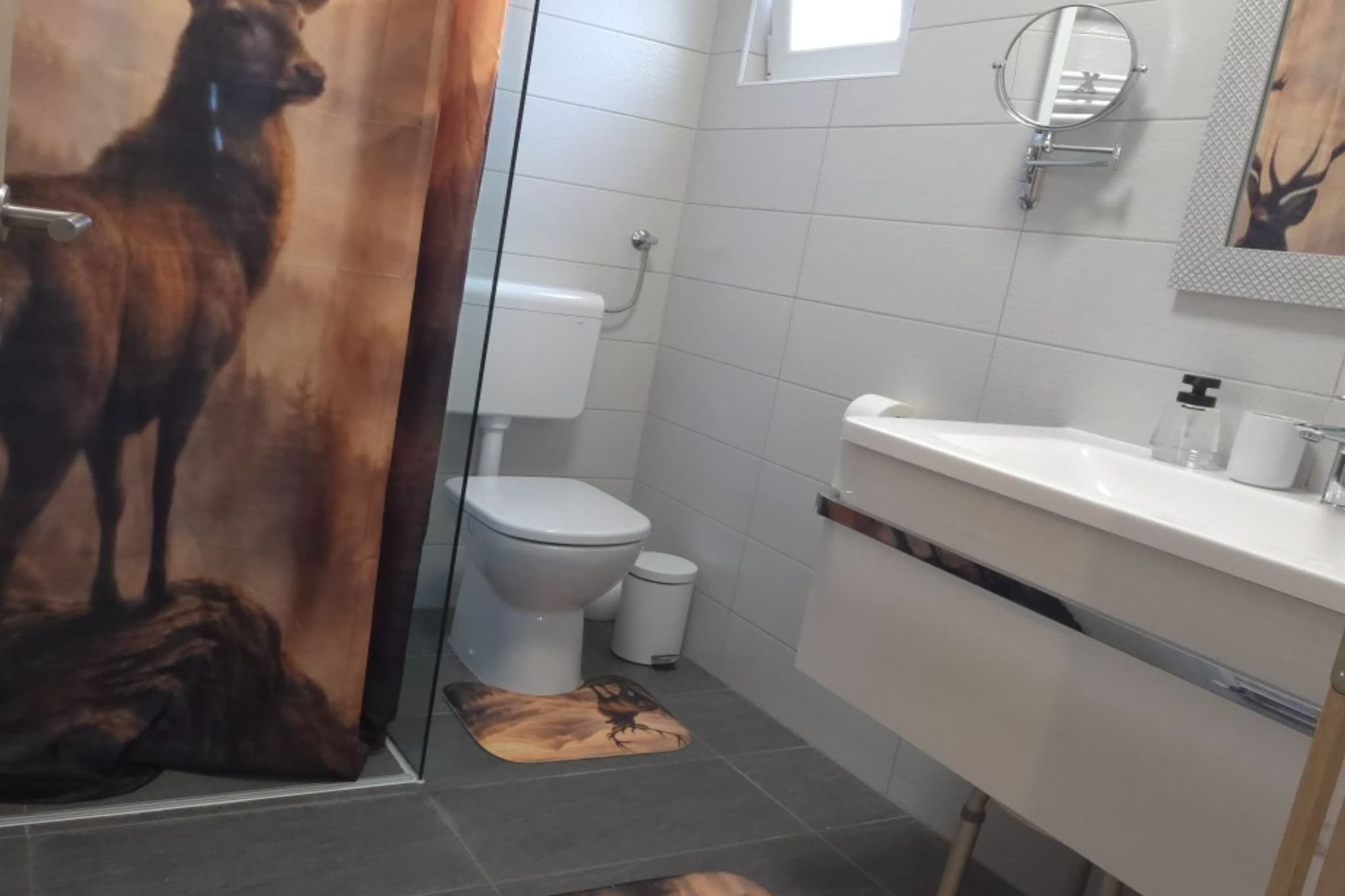 Holiday Home Thesaurum - Four Bedroom Holiday Home with Swimming Pool - Badezimmer
