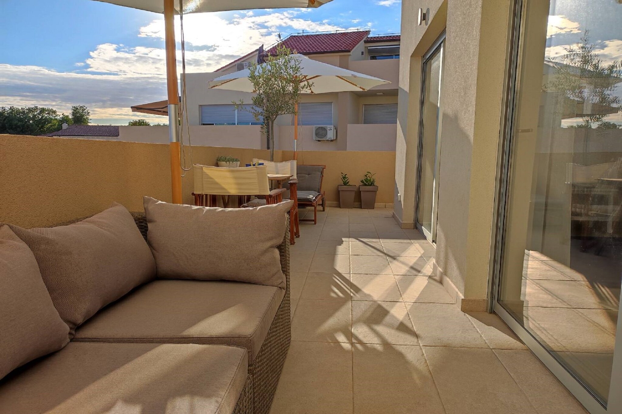 SALT Apartment - One Bedroom Apartment with Terrace and Sea View