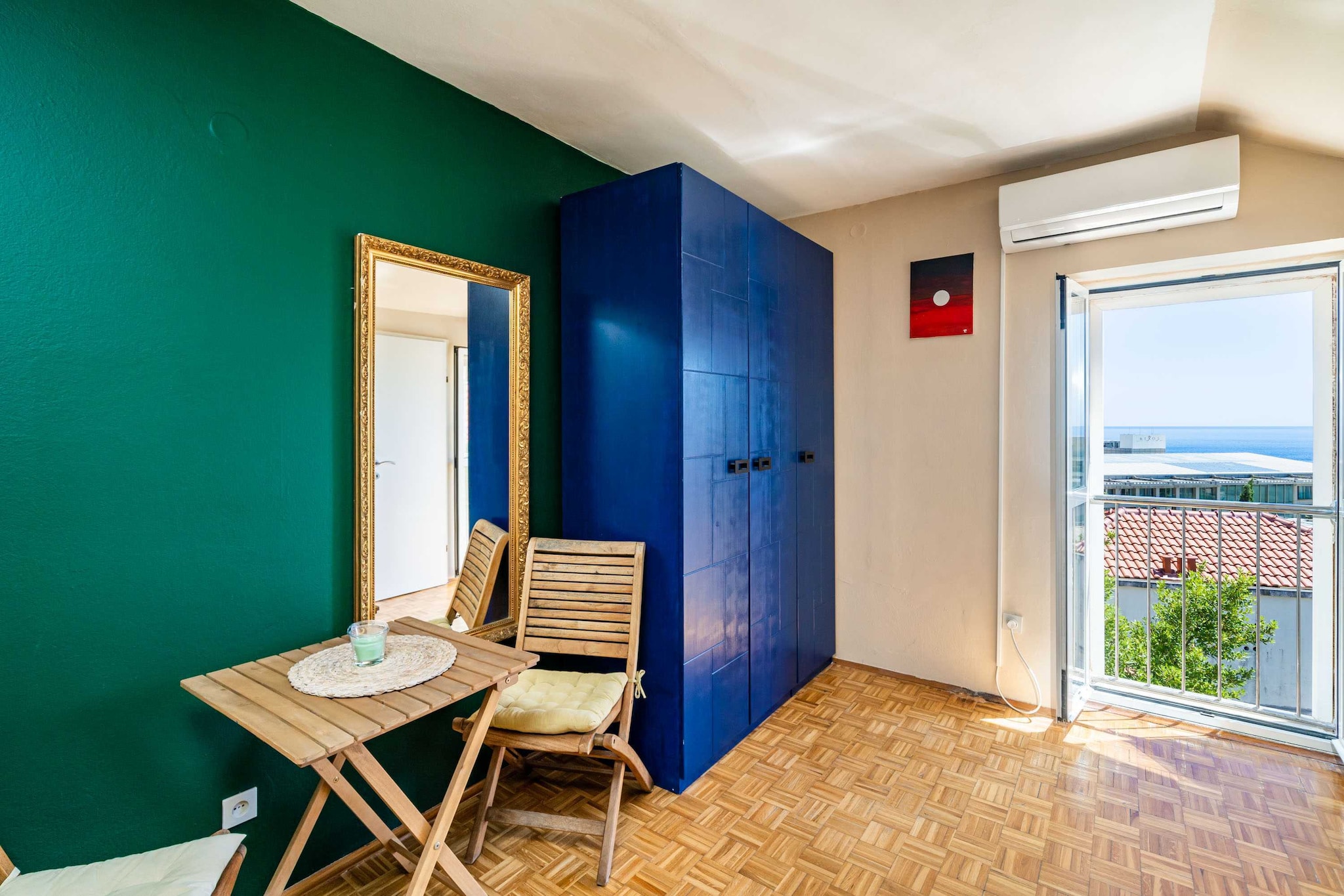 Rooms are located in Dubrovnik, less than 10 minutes drive from the beautiful Lapad Bay and the Old Town.
Public parking is available with additional fee of 17 euros per day. Reservation is not possible.
This lovely double room with sea view is perfectly fit for up to two people. It features free WiFi, air conditioning and private bathroom with shower and toilets.
The part of the town, where the rooms are located, is very popular because everything you may need is near the accommodation and guests can reach Old Town in less then 10 minutes drive or 25 minutes walk. Grocery store, bus station, restaurants, bars and cafes can be found in 200 meters range, as well as bakeries and ATMs. Nearest beach is 10 minutes walk from the apartment, Bellevue beach/Libertas beach or many more of them in Lapad Bay.
Dubrovnik Bus Station and Ferry Port, connecting the mainland with various Dalmatian islands, are 20 minutes ride from the apartment, while Dubrovnik Airport is 25 km away.