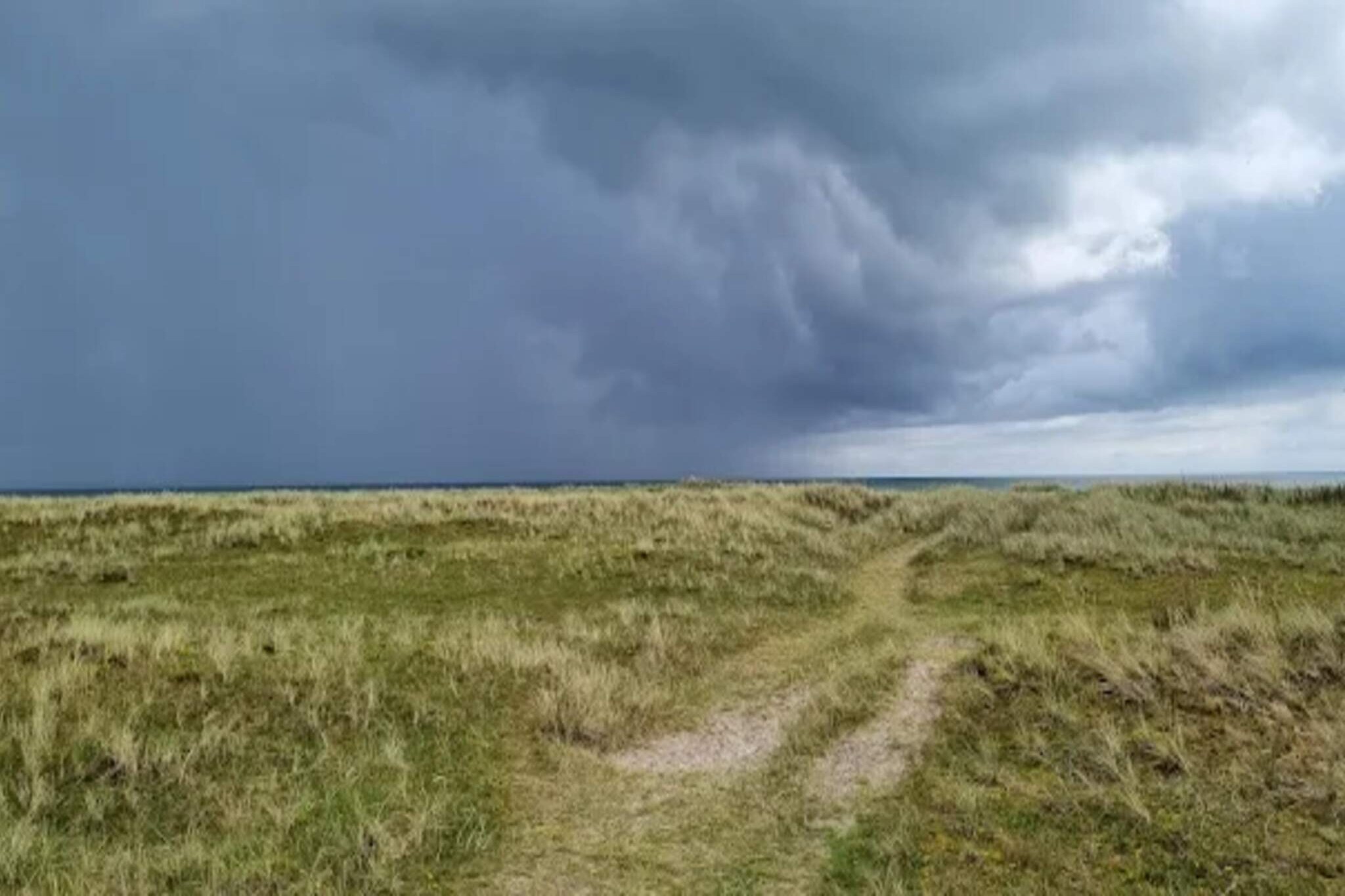 Internet Access DSL, Kitchen(cooker(electric), coffee machine, microwave, dishwasher, freezer(60-99L), fridge-freezer, high chair), Living/bed room(TV), bedroom(double bed), bedroom(double bed), bedroom(double bed), bathroom(tumble dryer, washbasin, shower, toilet, washing machine), bathroom(washbasin, shower, toilet), heating(electric), terrace, garden furniture, deckchairs, play equipment, air to water heatpump