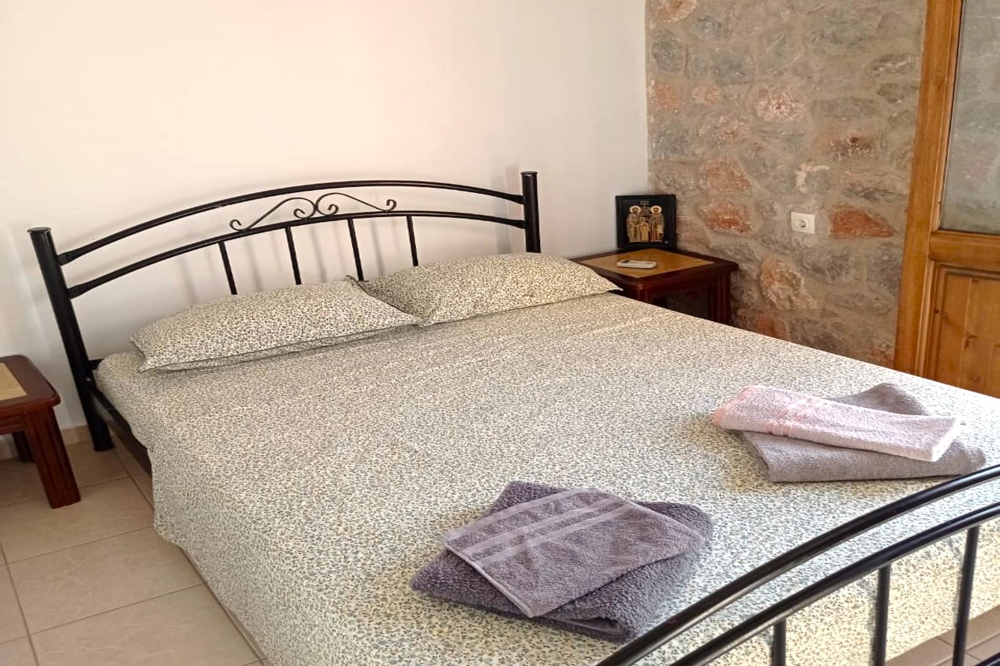 Traditional apartment in Galaxidi with terrace