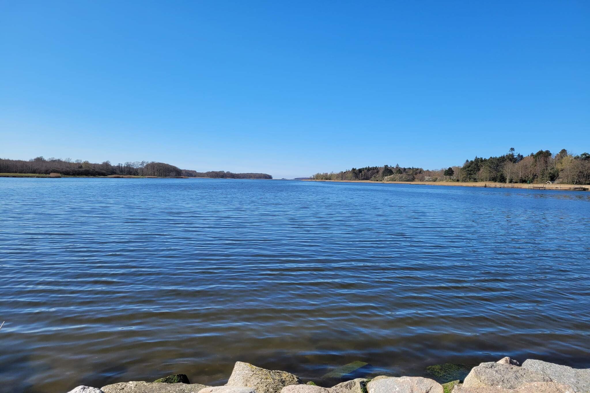 Gezellig vakantiehuis vlakbij het meer - Waterzicht
