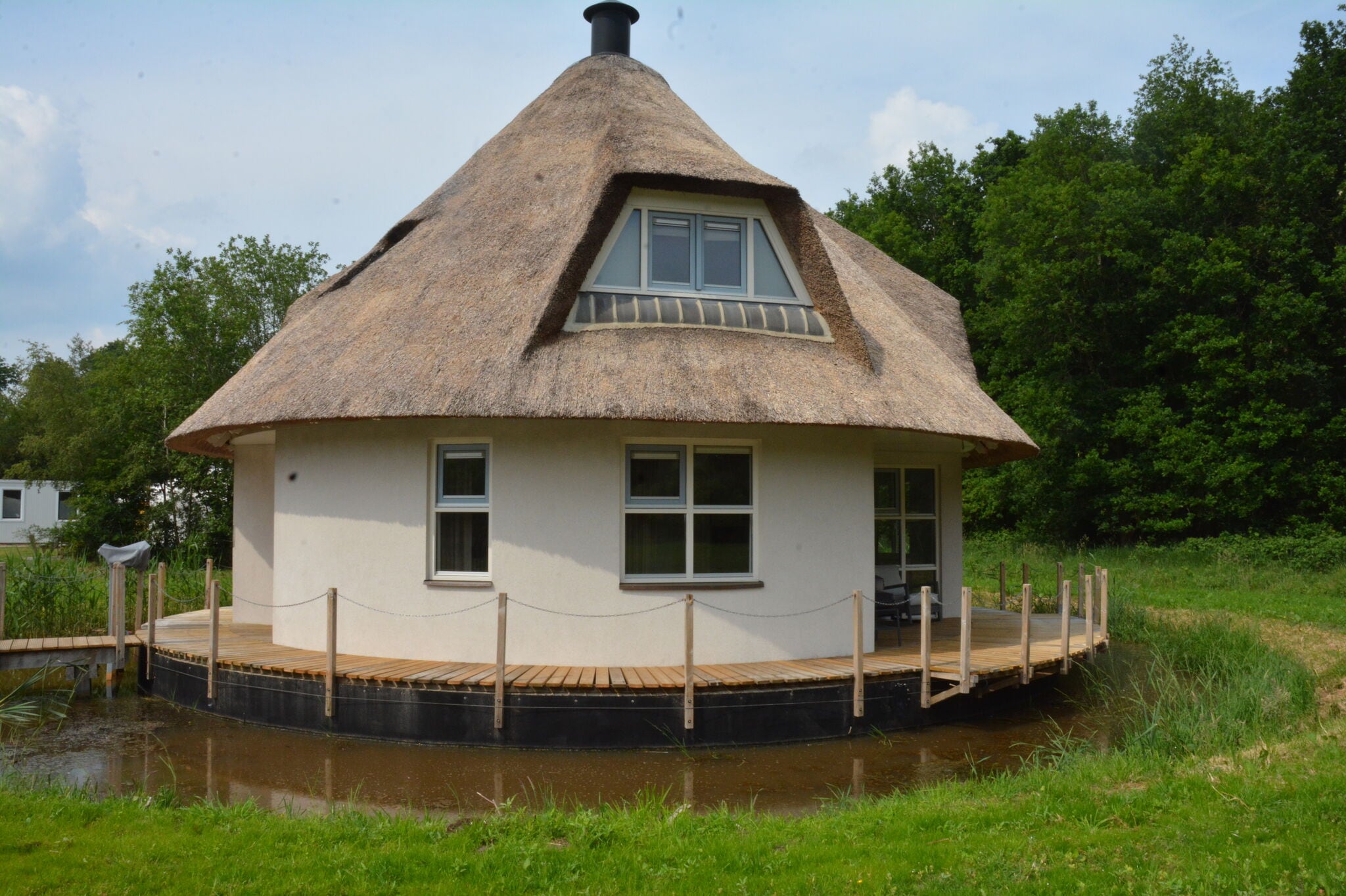 Unique holiday home in Noordwolde with garden