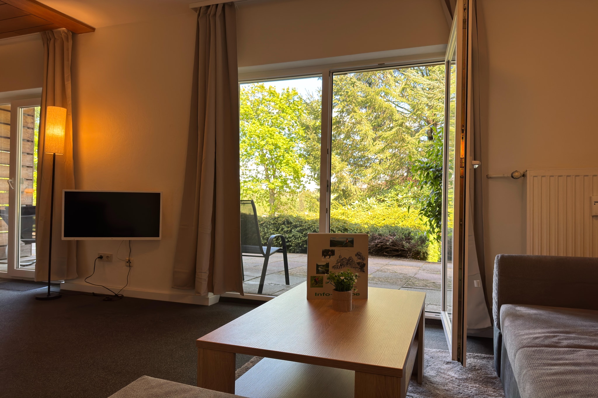 Kombination Bärenhütte  Hirschblick 10 Erw 2 Kinder-Woonkamer