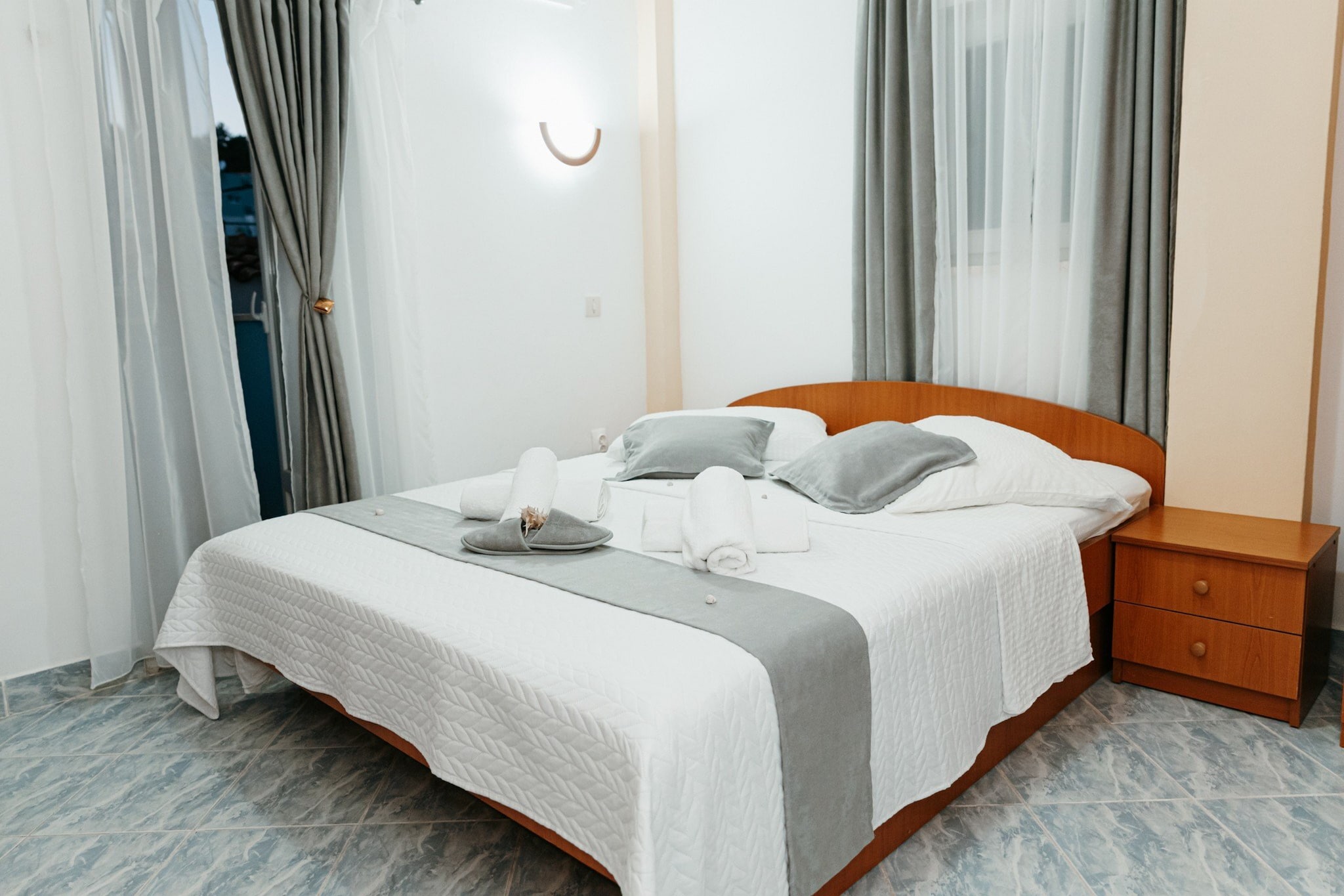 Apartments Dragobratović - One Bedroom Apartment with Balcony and Side Sea View (Apartment 4)