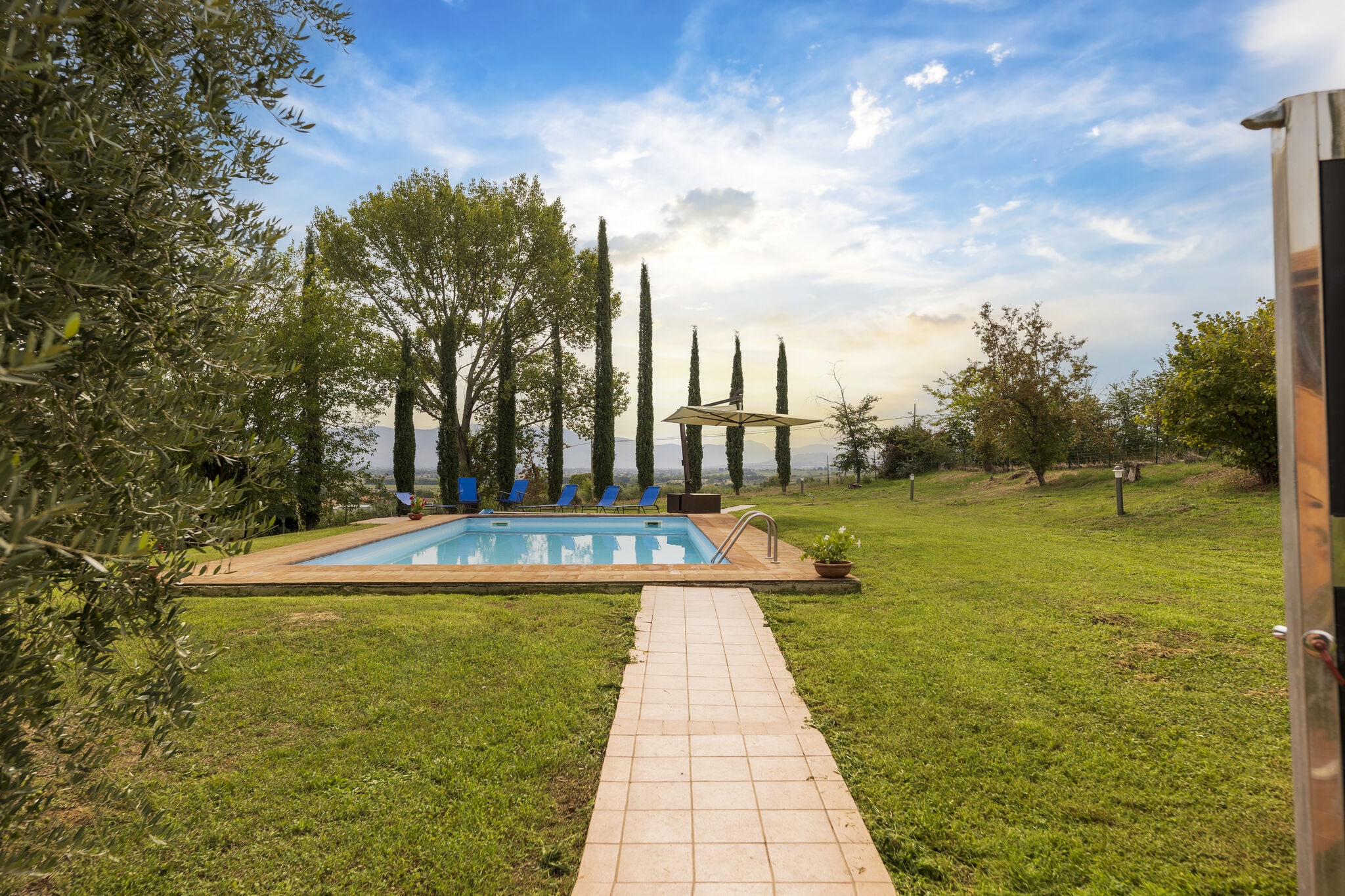 Private villa with swimming pool in the heart of Umbria