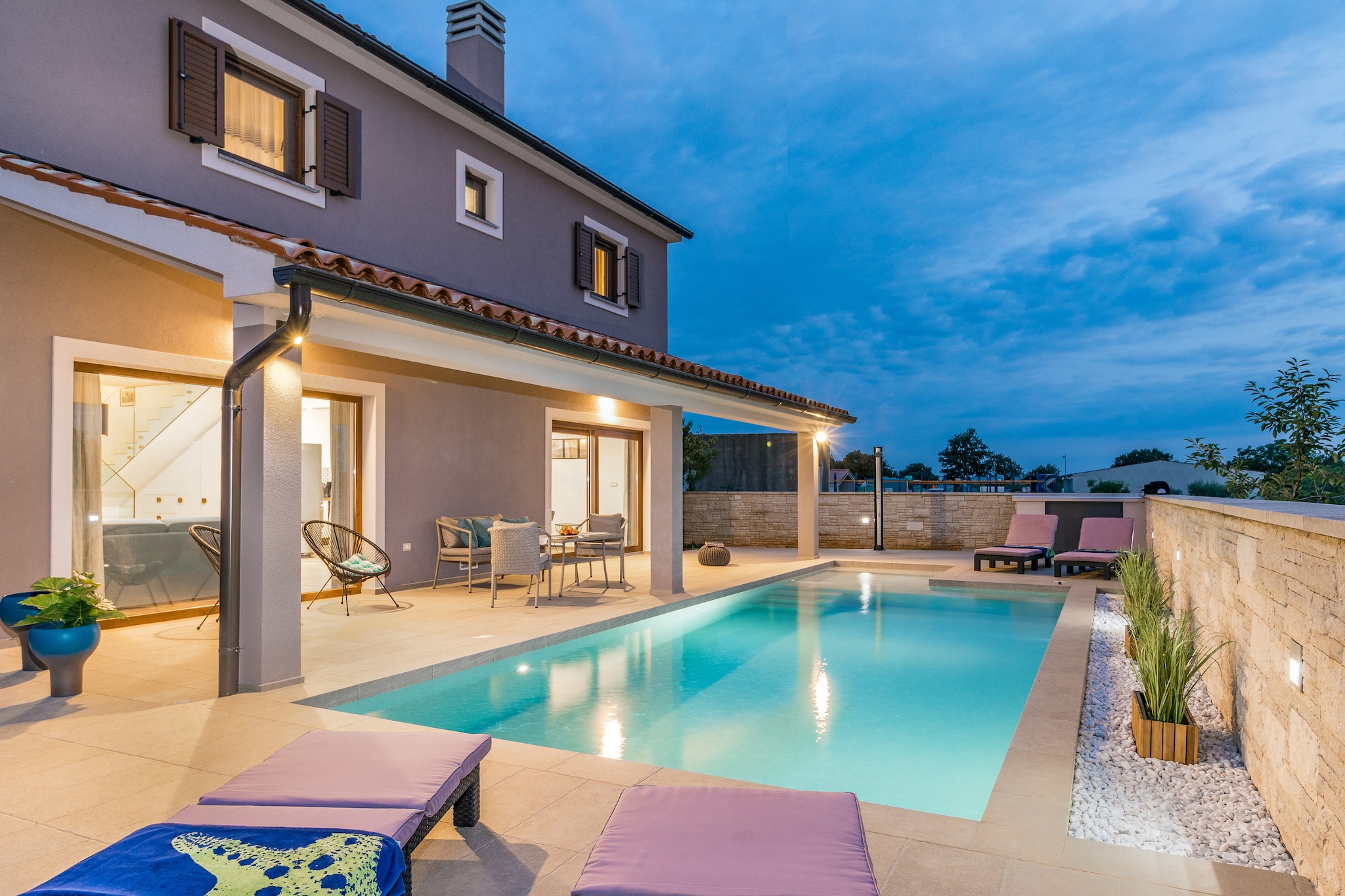 Exterior Summer