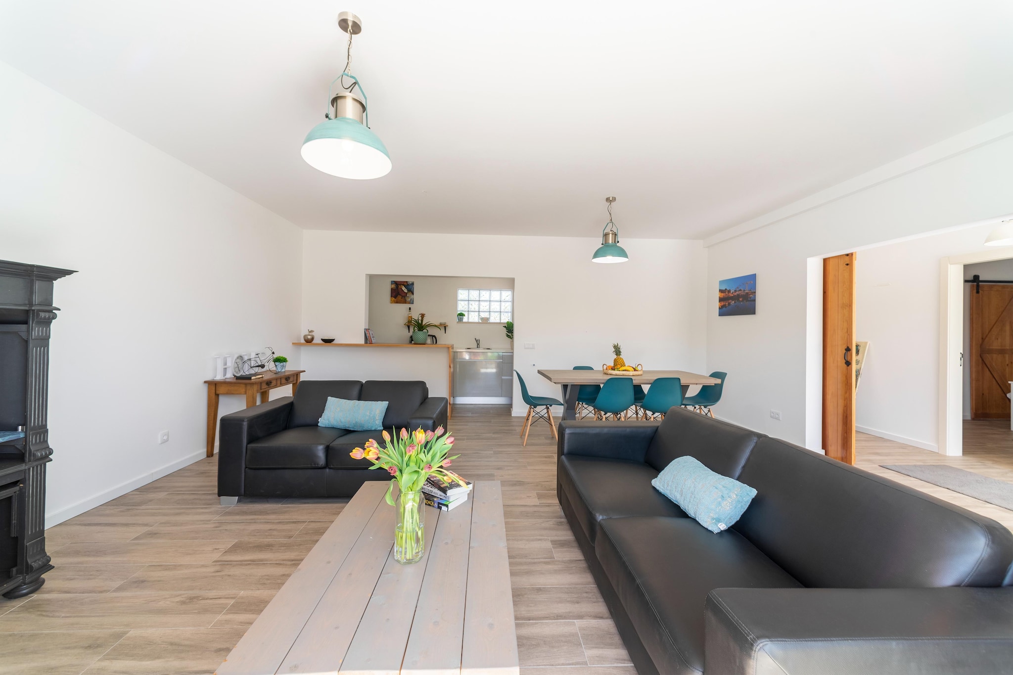 Tulipa-Living room