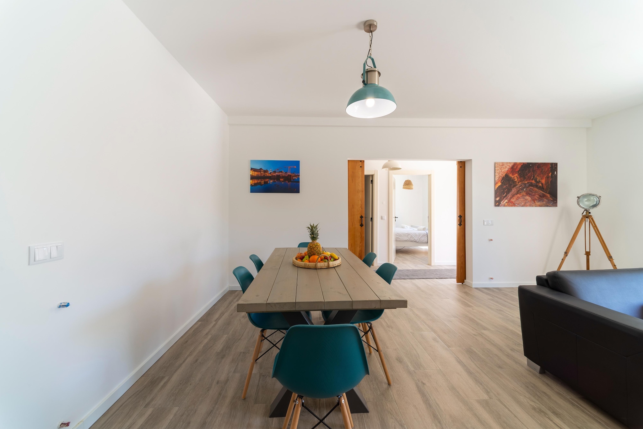 Tulipa-Dining room