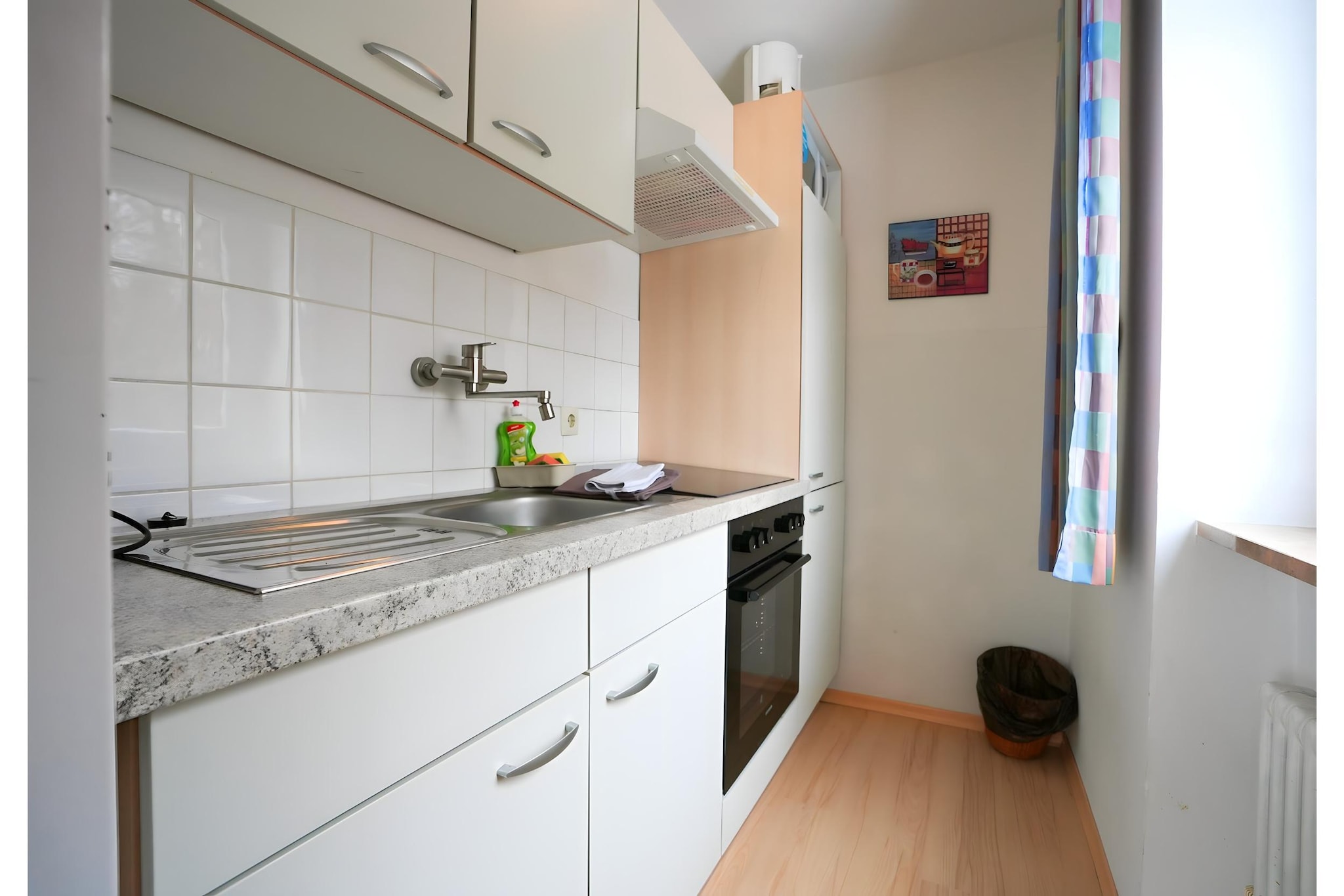 Typ A Basis - Studio Michaela J33 - Kitchen