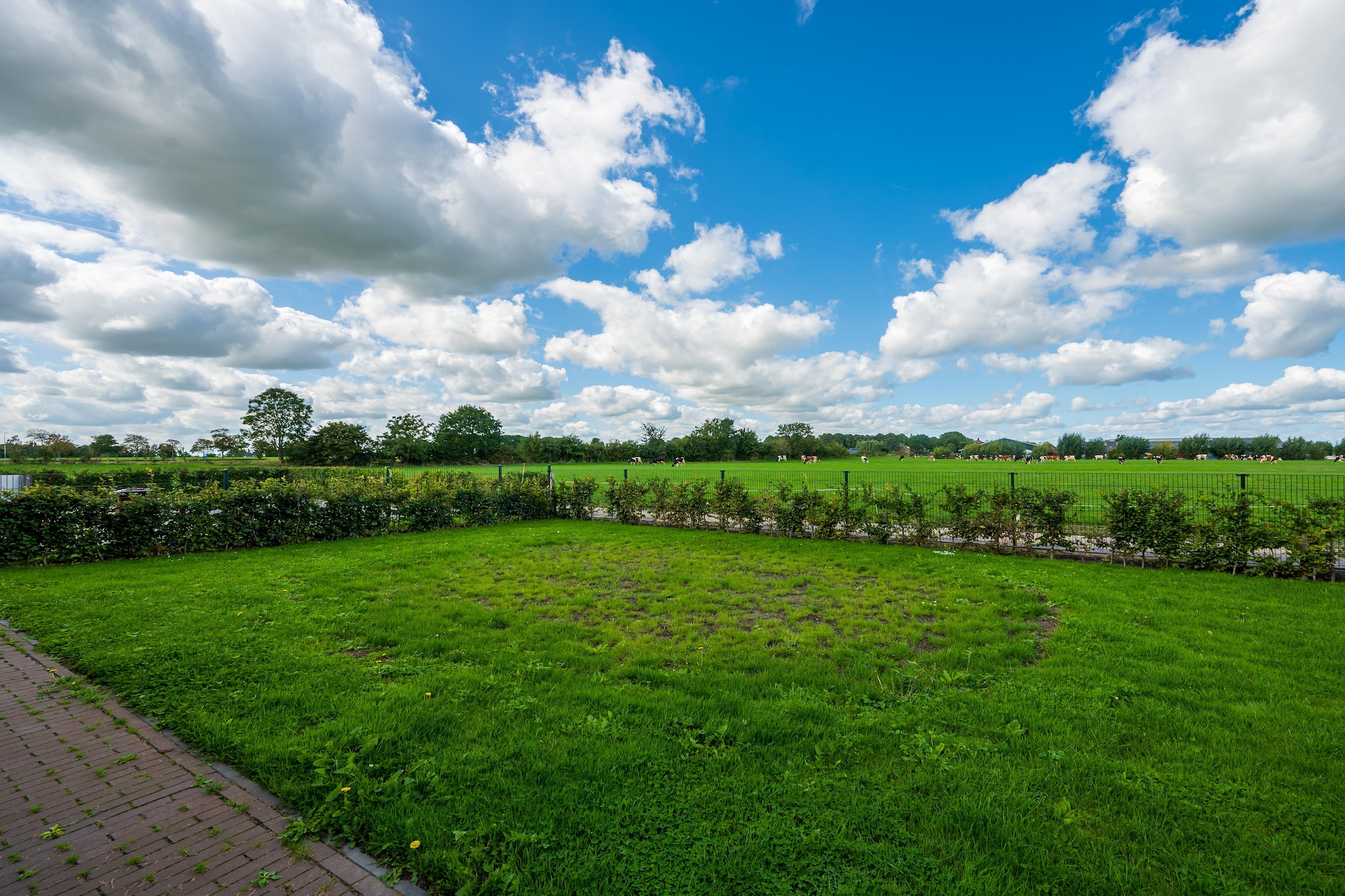 The Old Farmhouse - Tuinen zomer