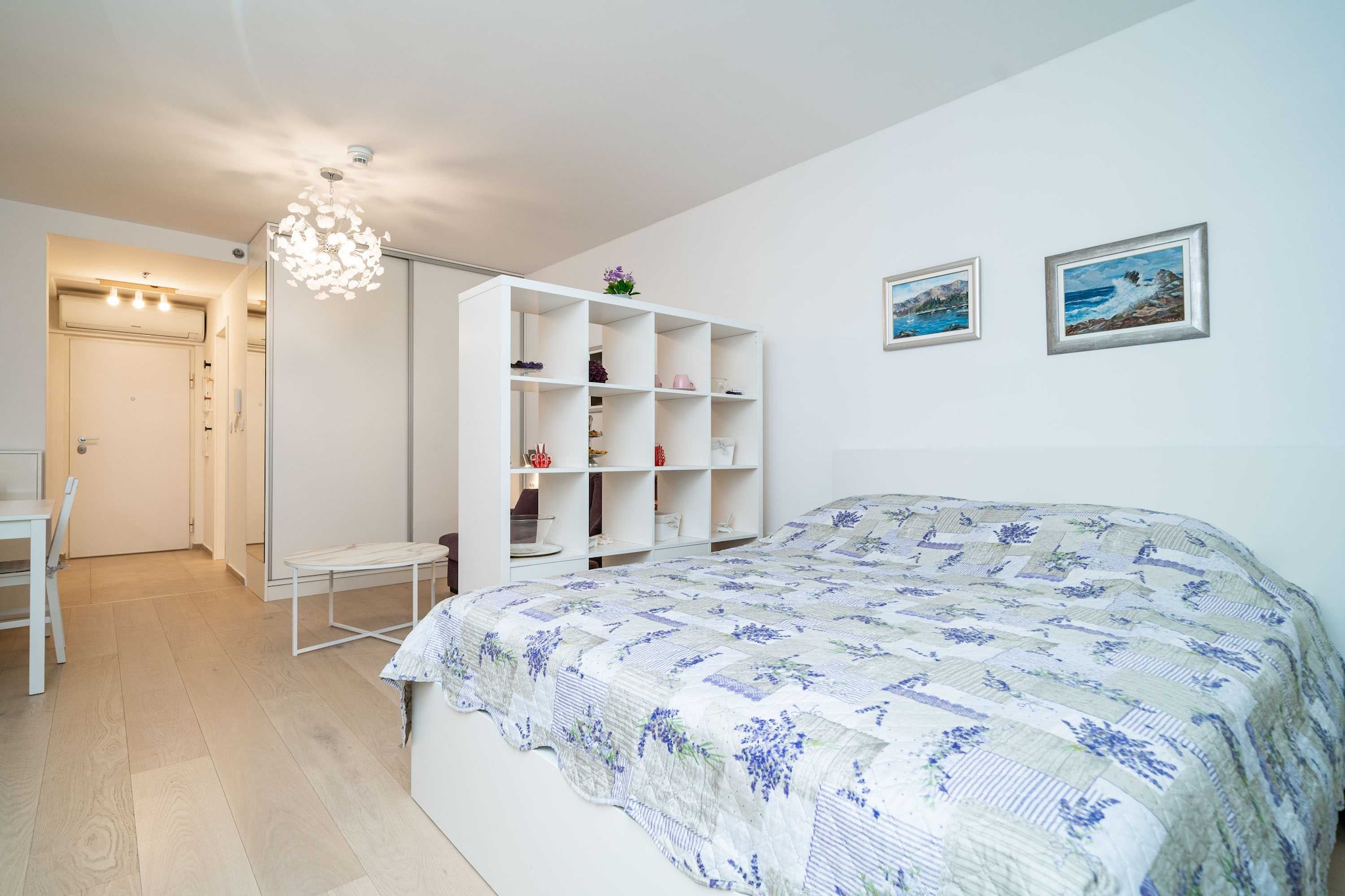 Lenka Apartment - Studio Apartment with Balcony
