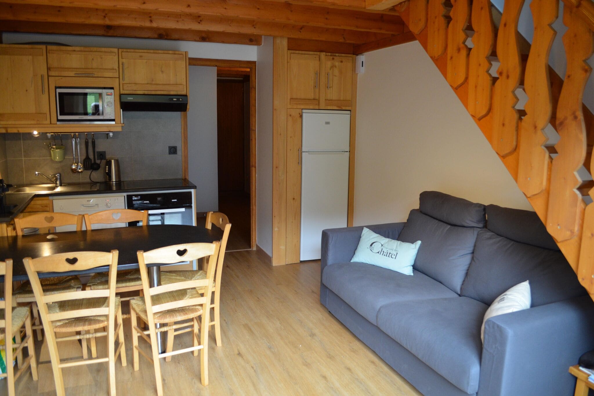 Snug apartment in Chatel with terrace